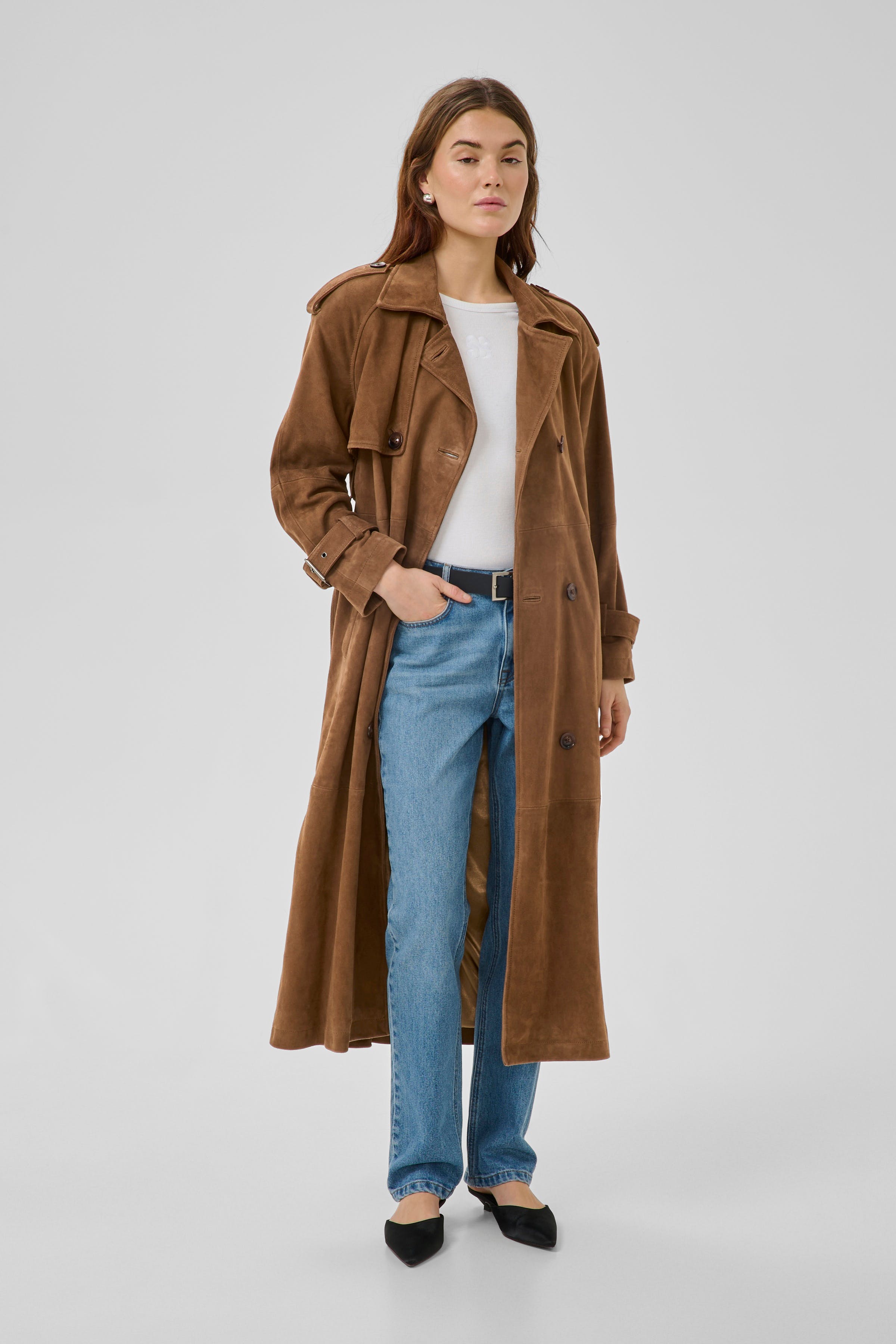 TaraMW Suede Trenchcoat LOOKBOOK FRONT 10704830-108673