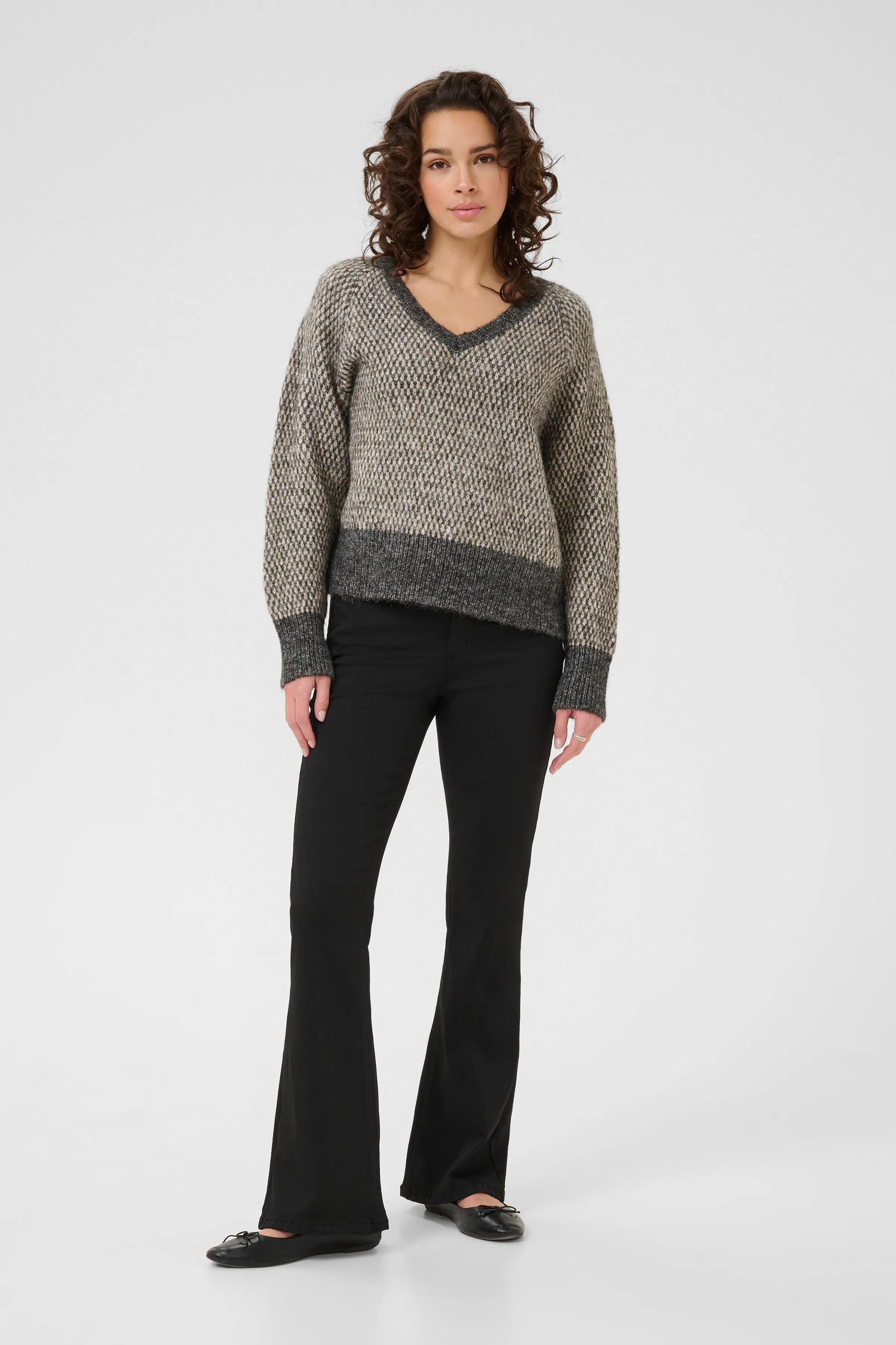 KAmelinda Pullover LOOKBOOK FRONT 10510449-108122