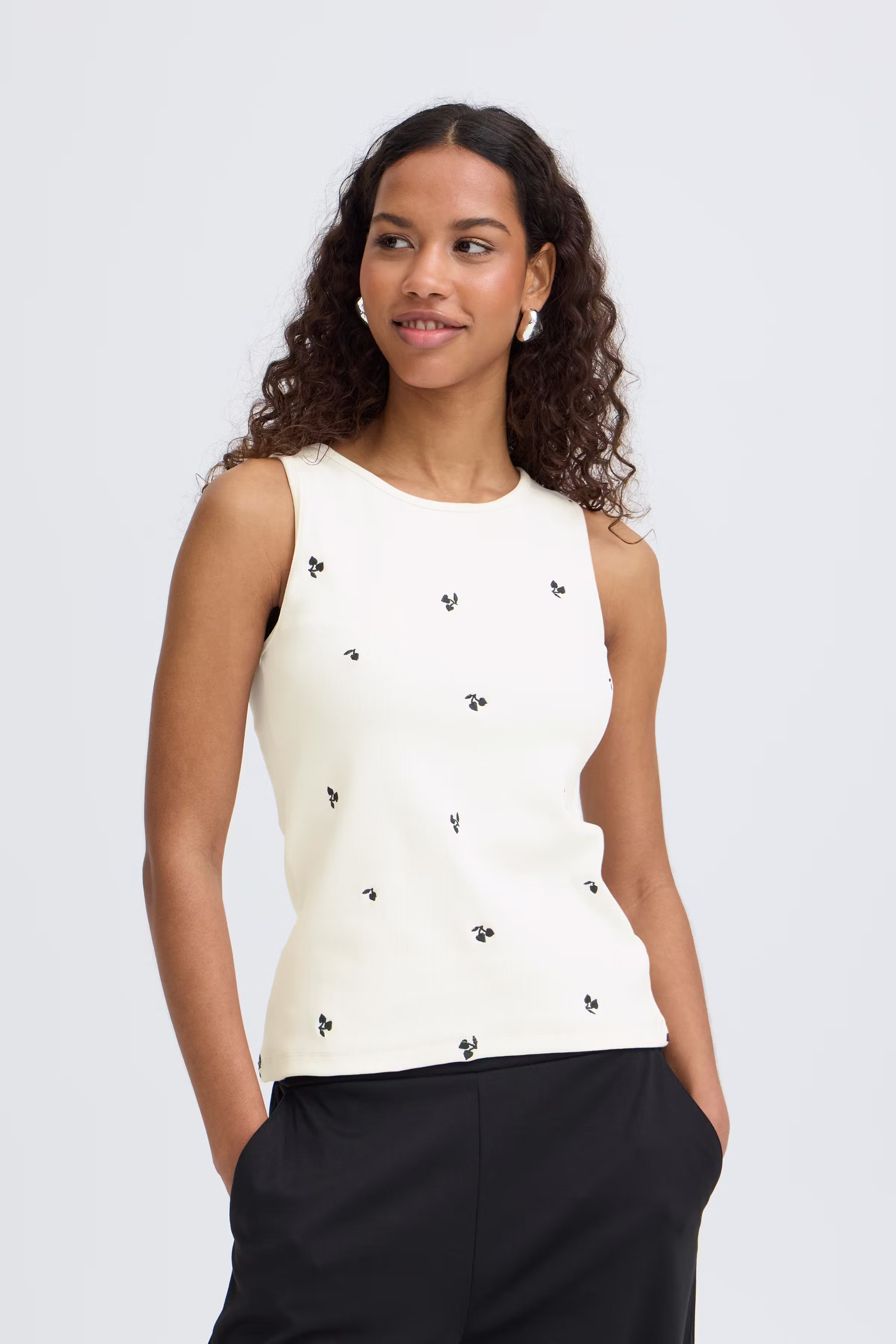 IHPALMA Top LOOKBOOK FRONT 20125517-900005442