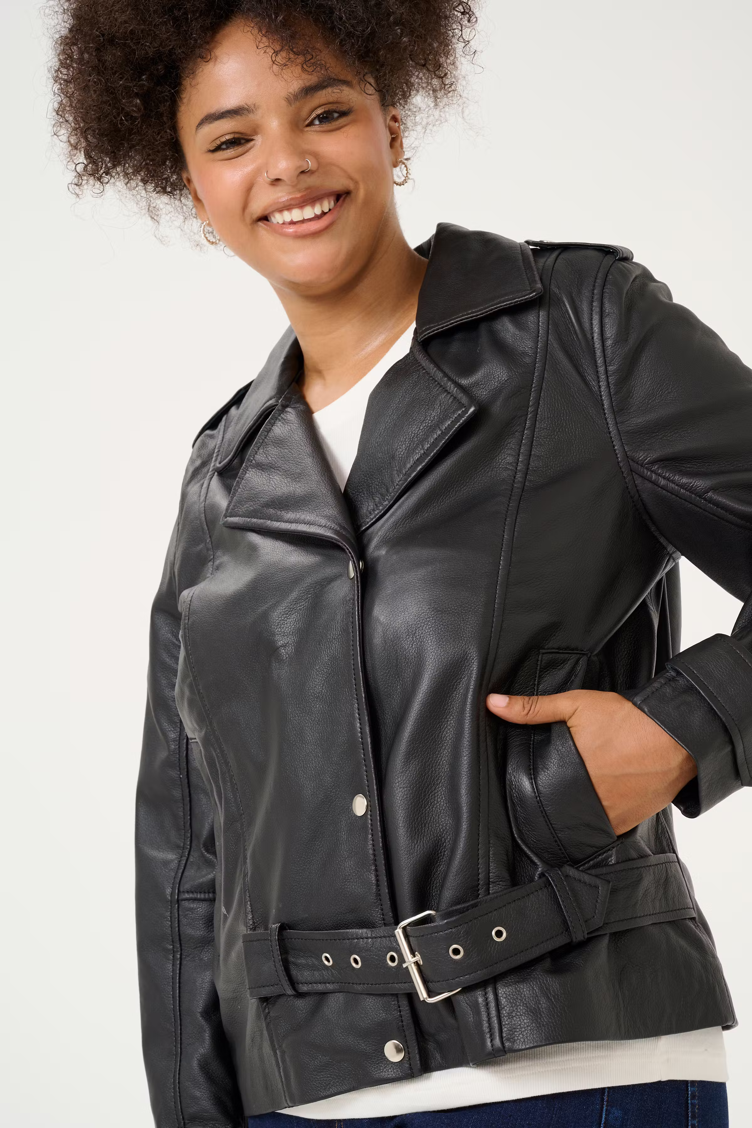 KCsuena Lederjacke LOOKBOOK DETAIL 10583129-100121