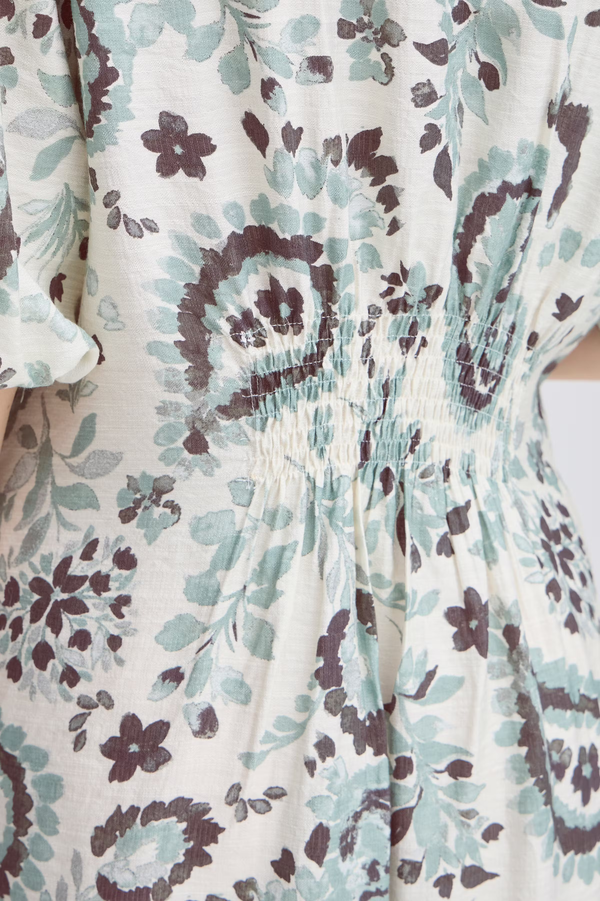 FRARIANA Kjole LOOKBOOK DETAIL 20615423-204505