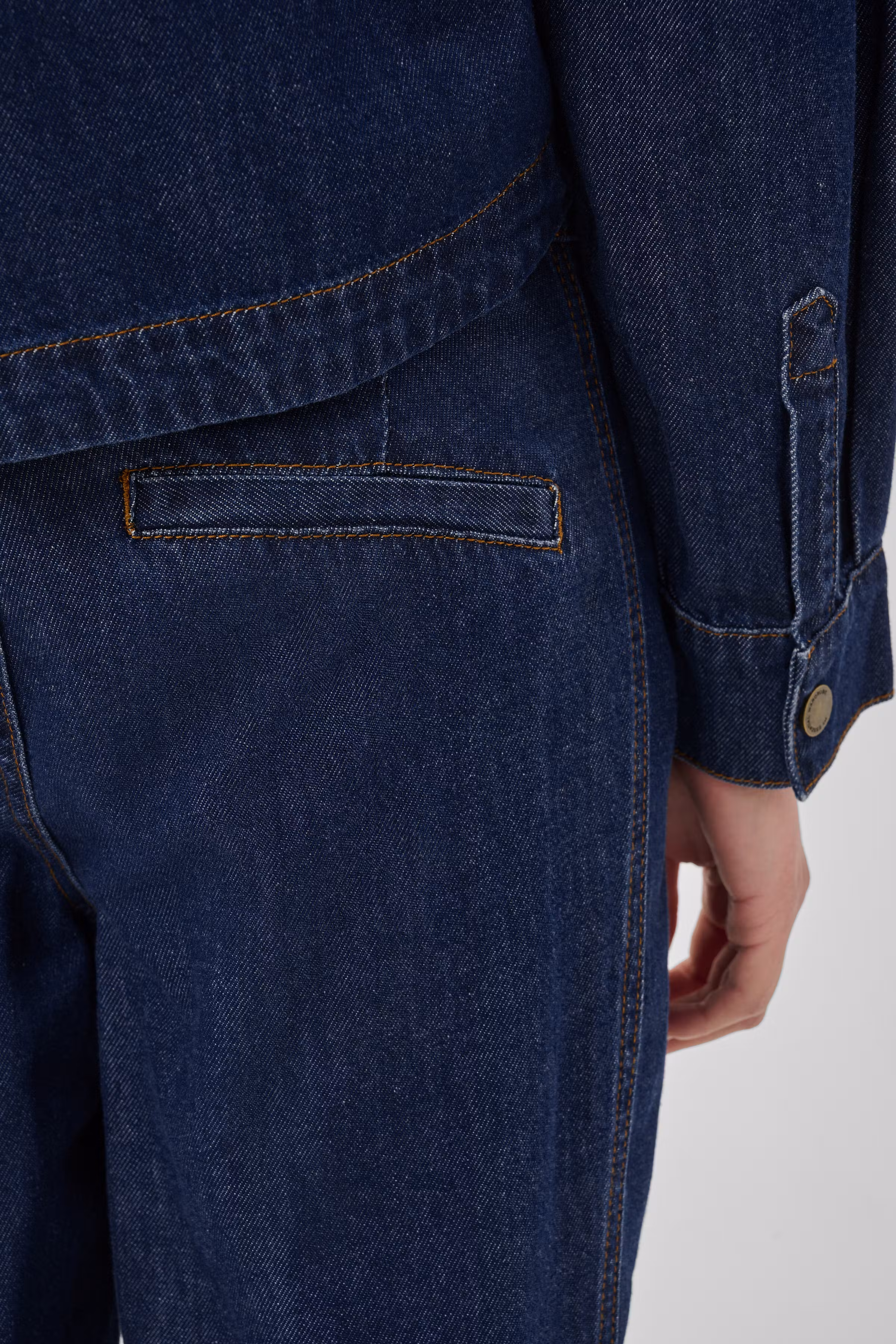 HilmaMW Jeans LOOKBOOK DETAIL 10705062-100061