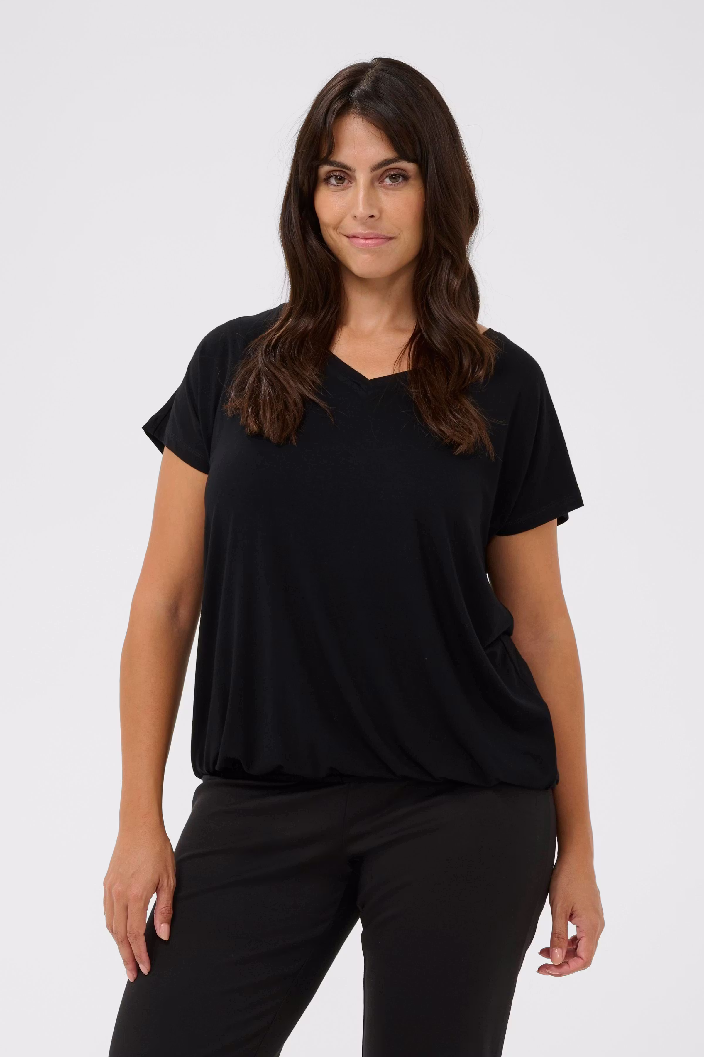 KCjena T-shirt LOOKBOOK FRONT 10582099-100121