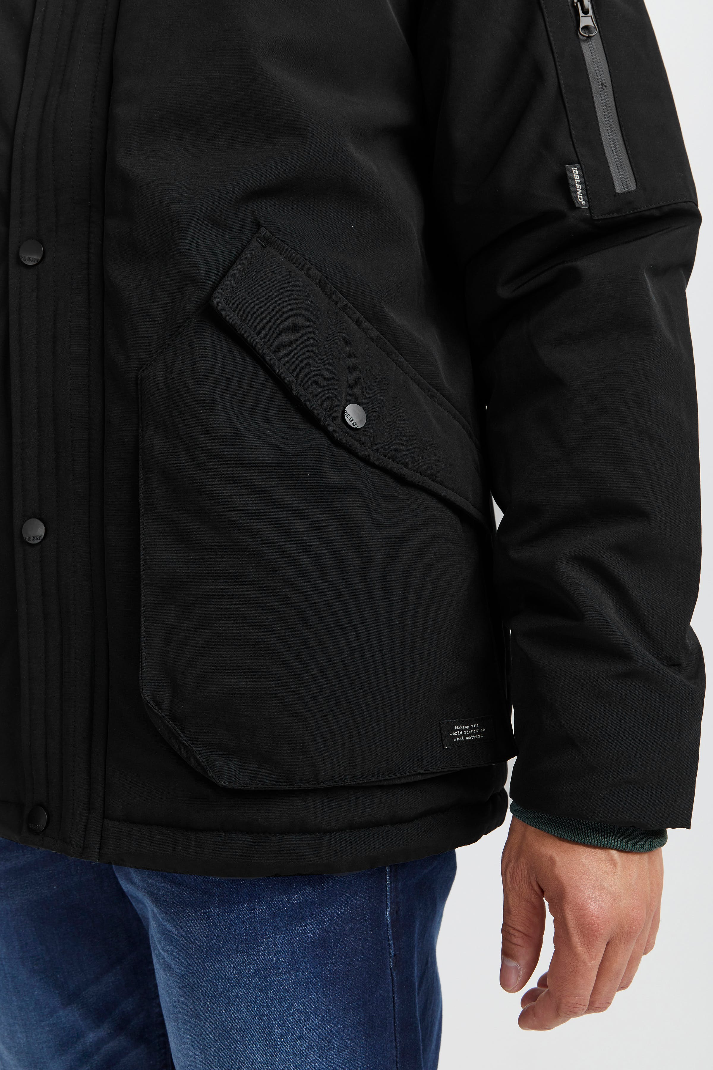 Outerwear LOOKBOOK DETAIL 20714396-194007