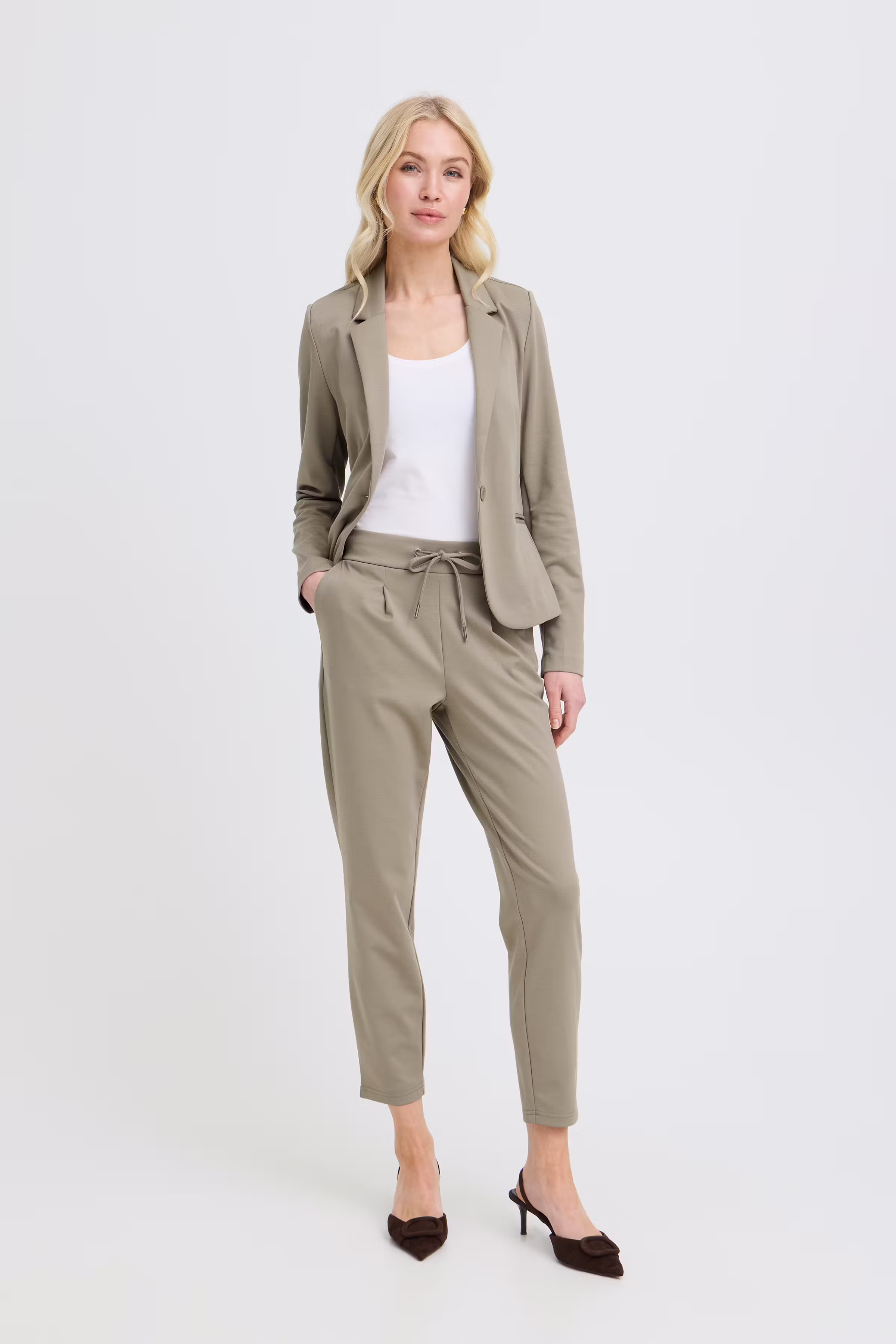 BYRizetta Bukser LOOKBOOK FRONT 20803903-171105