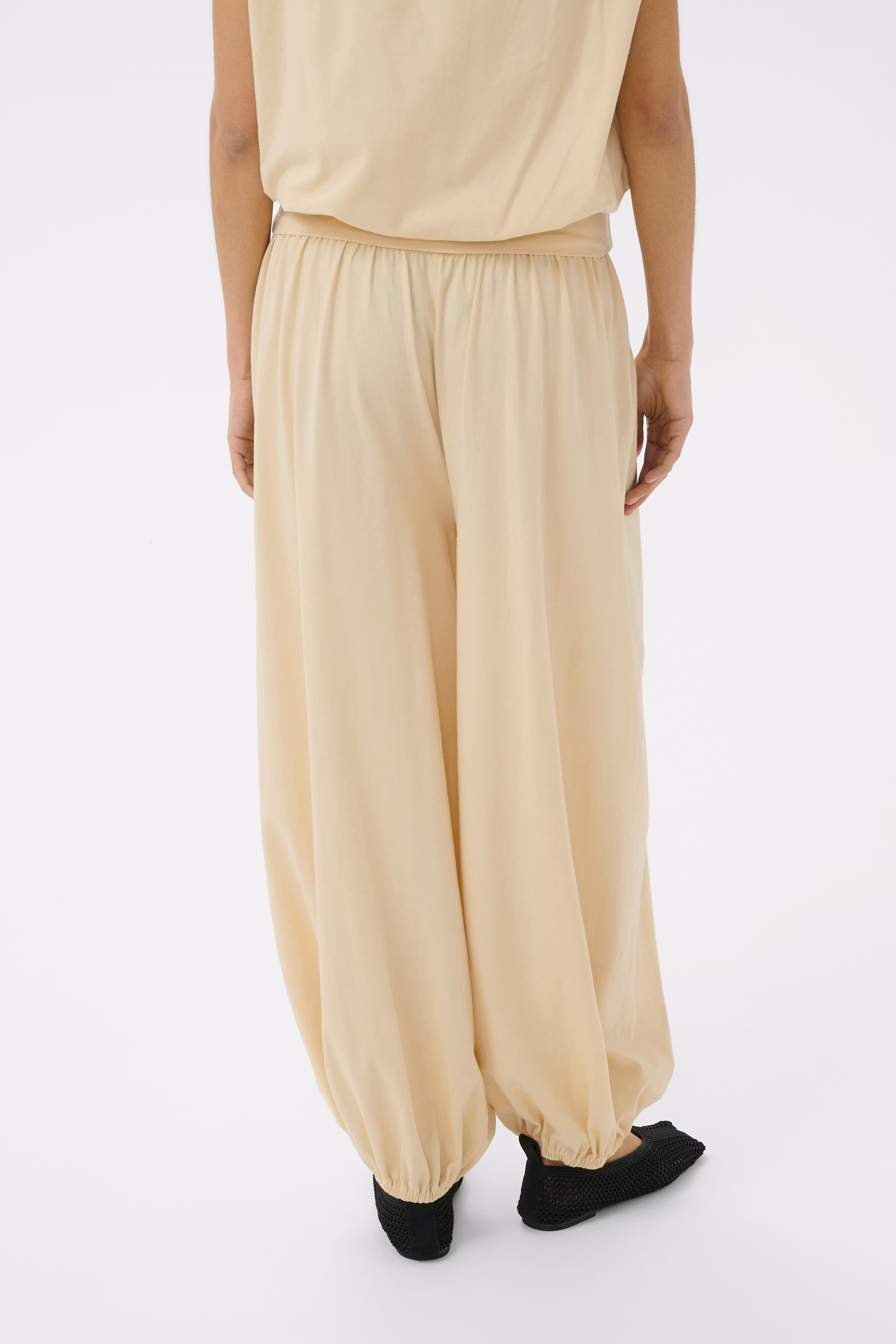 BeritePW Trousers LOOKBOOK BACK 30310610-130907