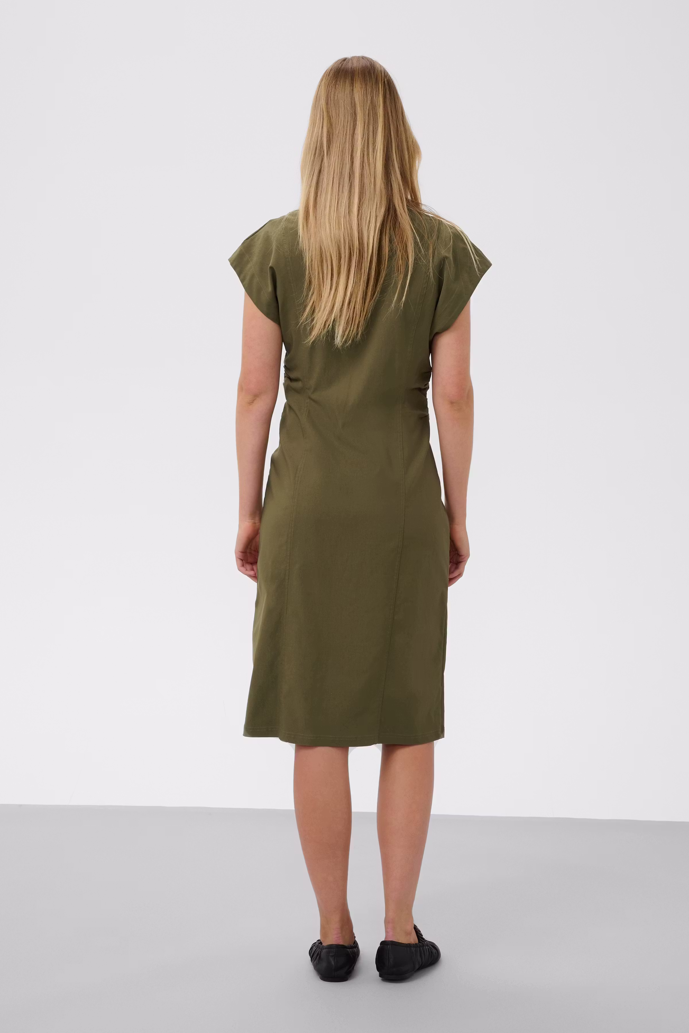 SLZazu Kleid LOOKBOOK BACK 30409347-190618