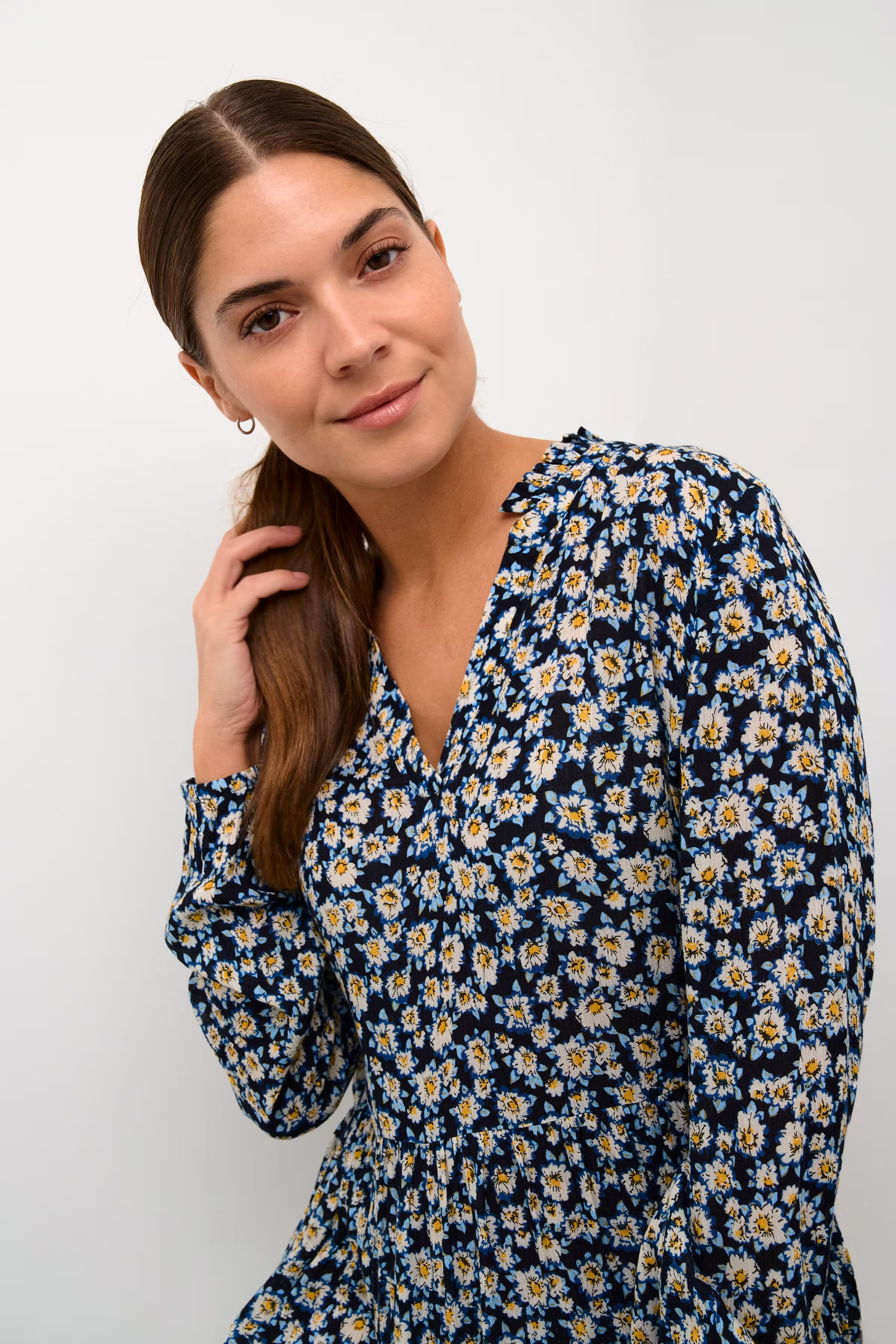 BPalice Kleid LOOKBOOK DETAIL 10590389-104058B