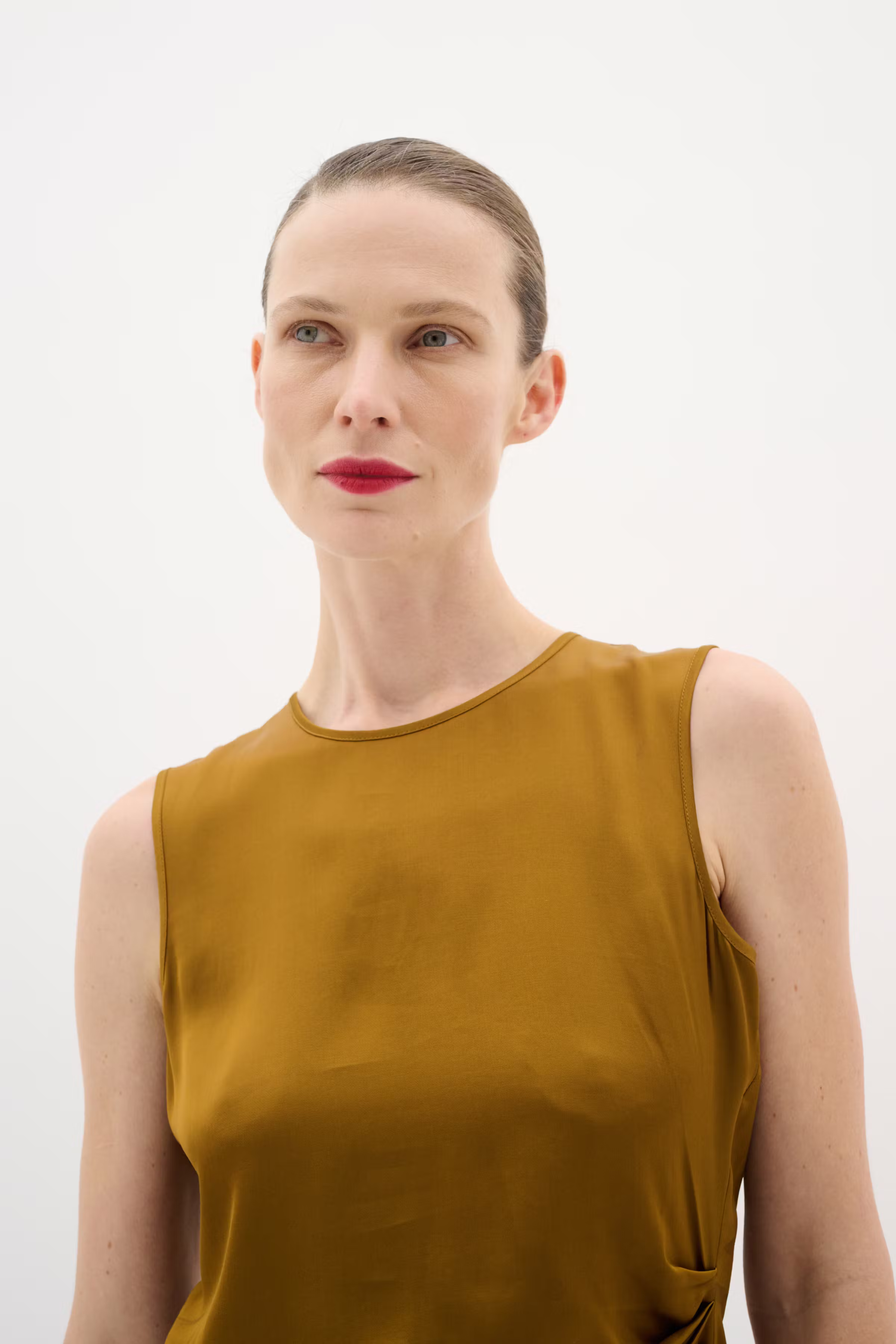 KaylaIW Top LOOKBOOK DETAIL 30110549-180840