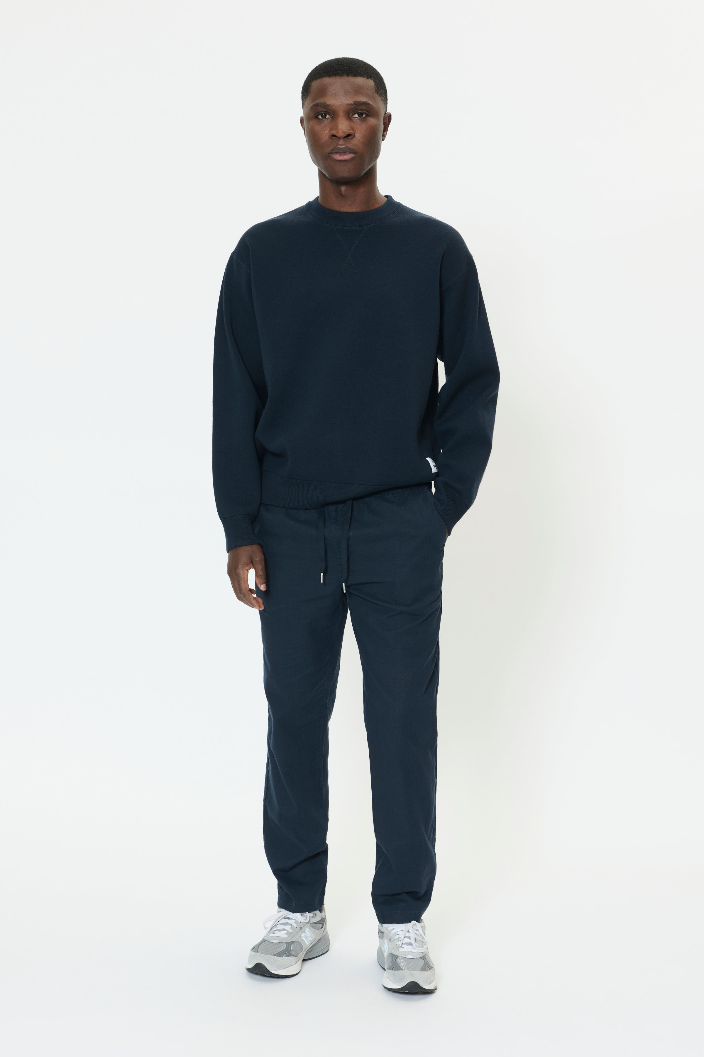 MAbarton linen trousers LOOKBOOK FRONT 30206031-194011