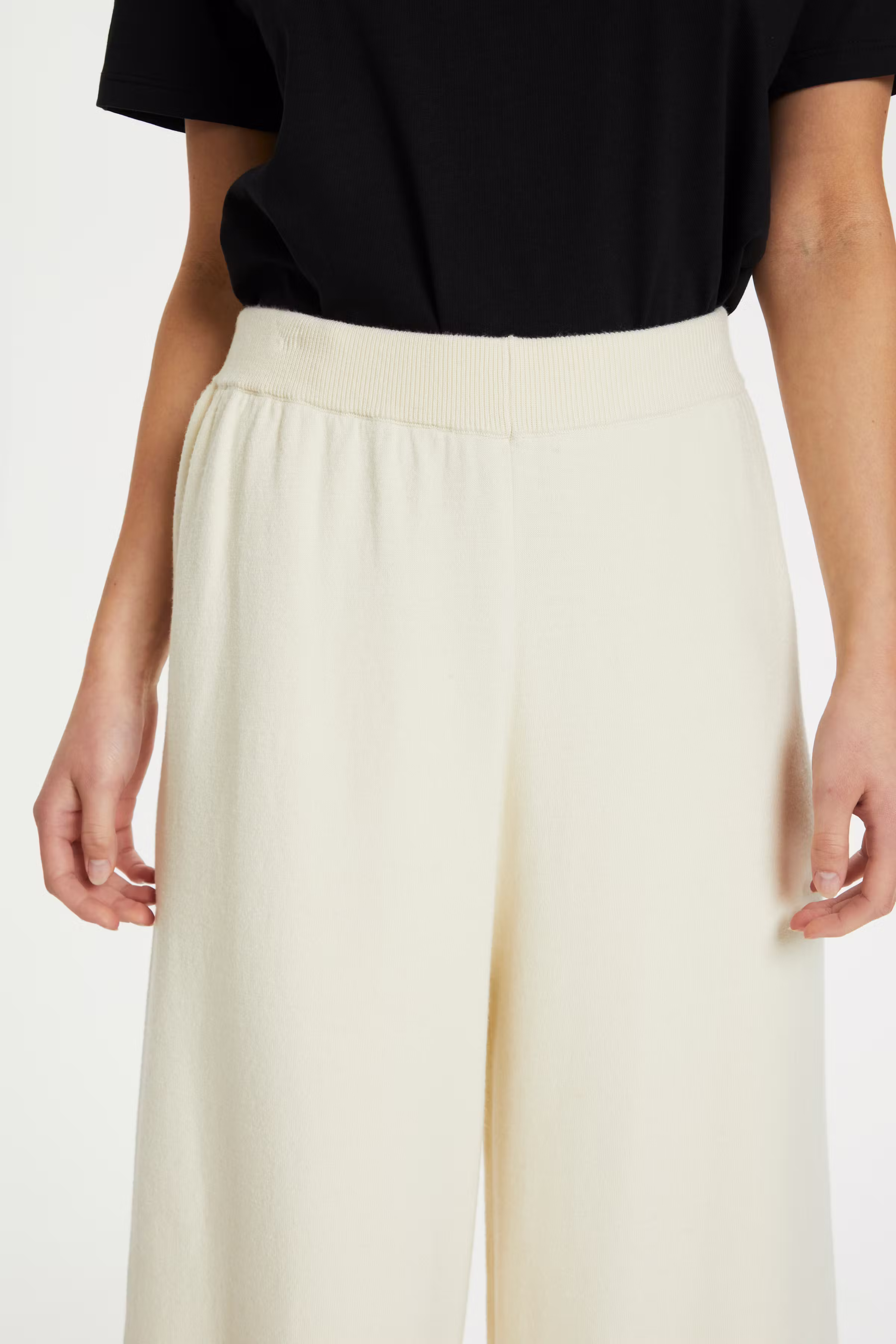 TalliGZ Byxor LOOKBOOK FRONT 10905126-110103