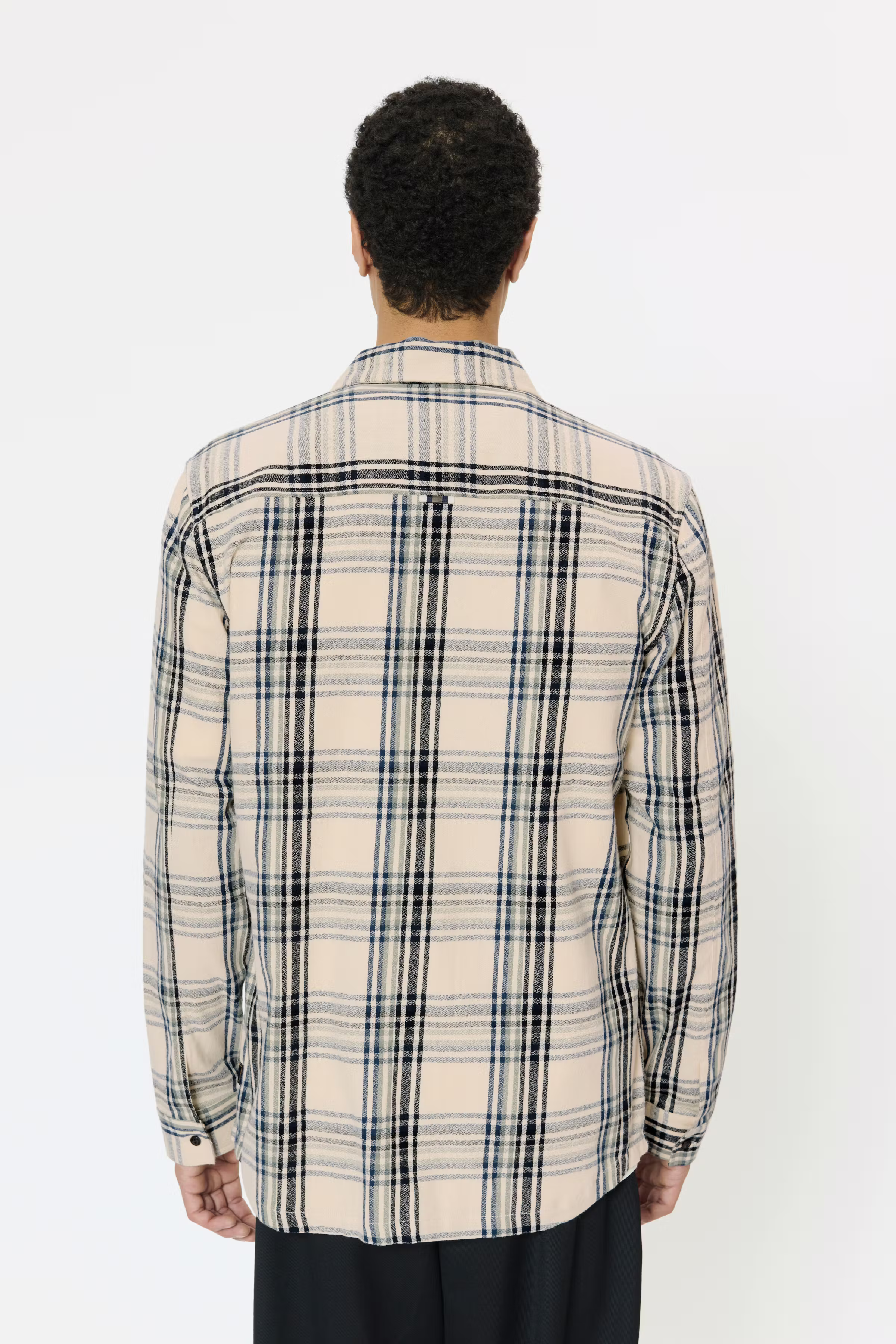 MApelton Shirt LOOKBOOK BACK 30208628-176212