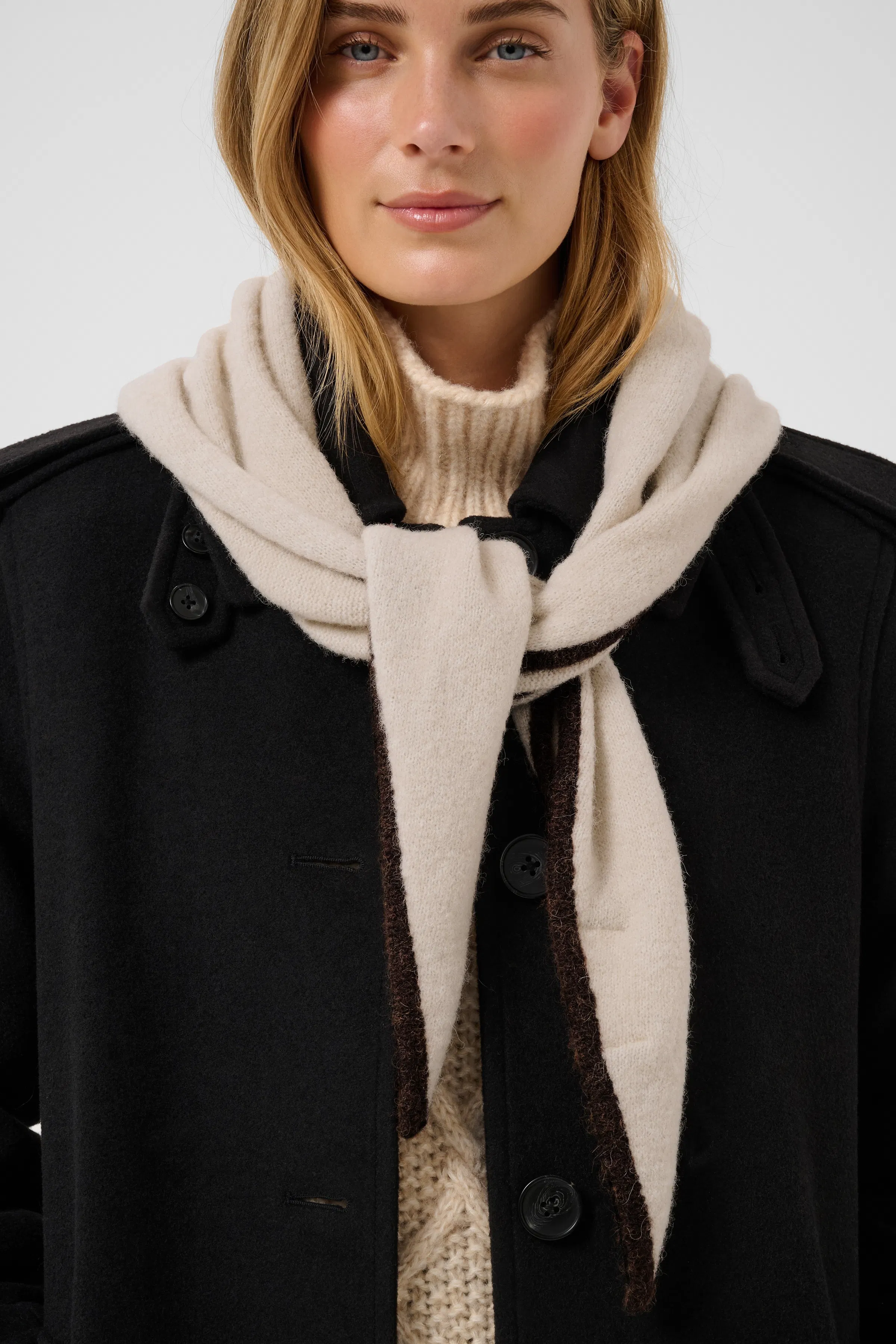 CimyaPW Scarf LOOKBOOK DETAIL 30310882-130400