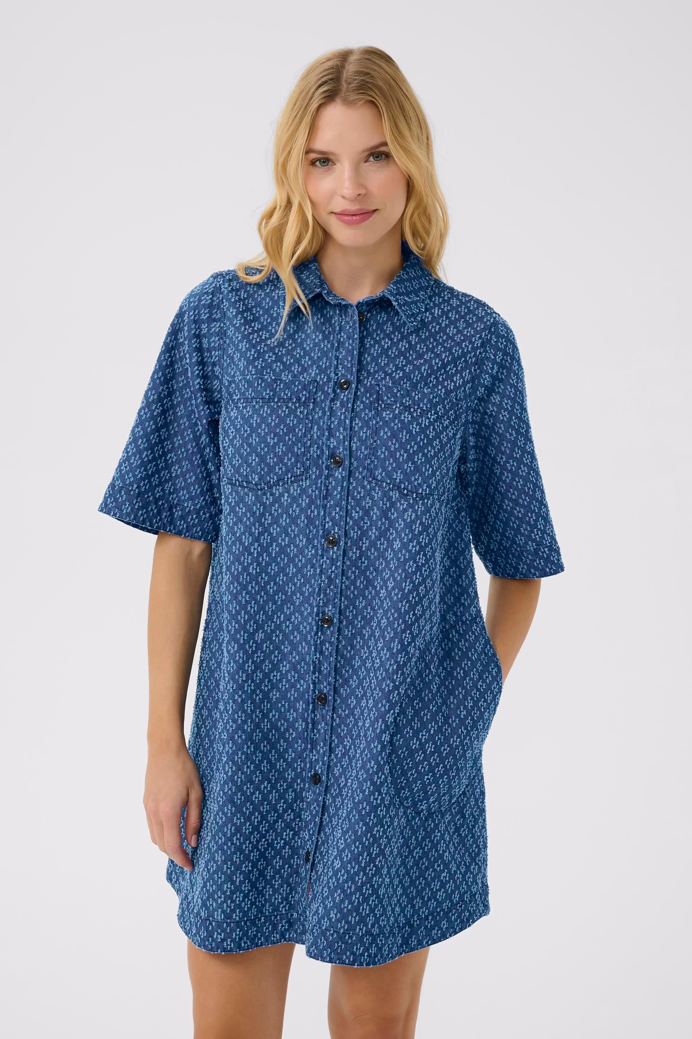 SardiaPW Kjole LOOKBOOK FRONT 30309973-304233