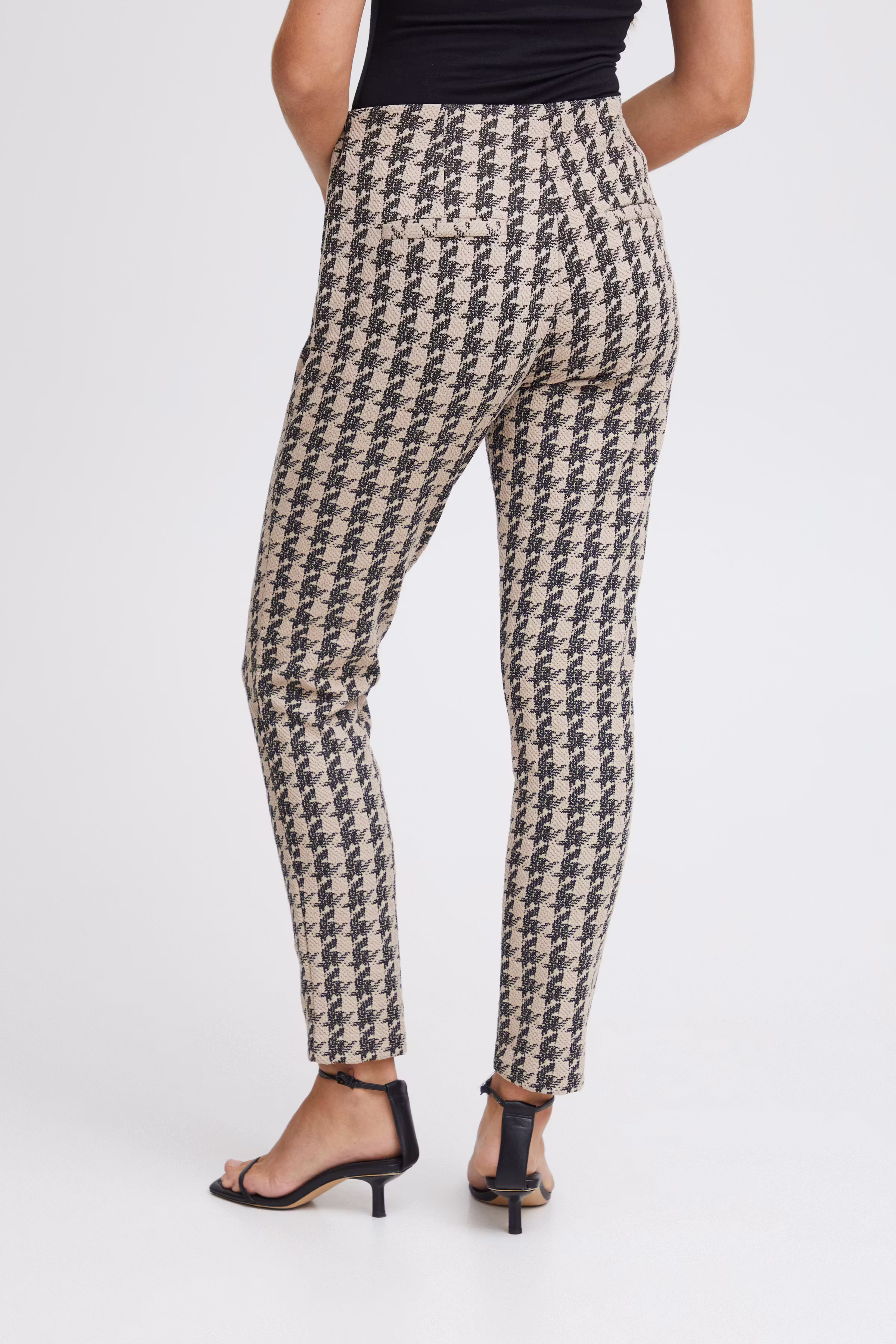 IHKATE Trousers LOOKBOOK BACK 20120297-202751