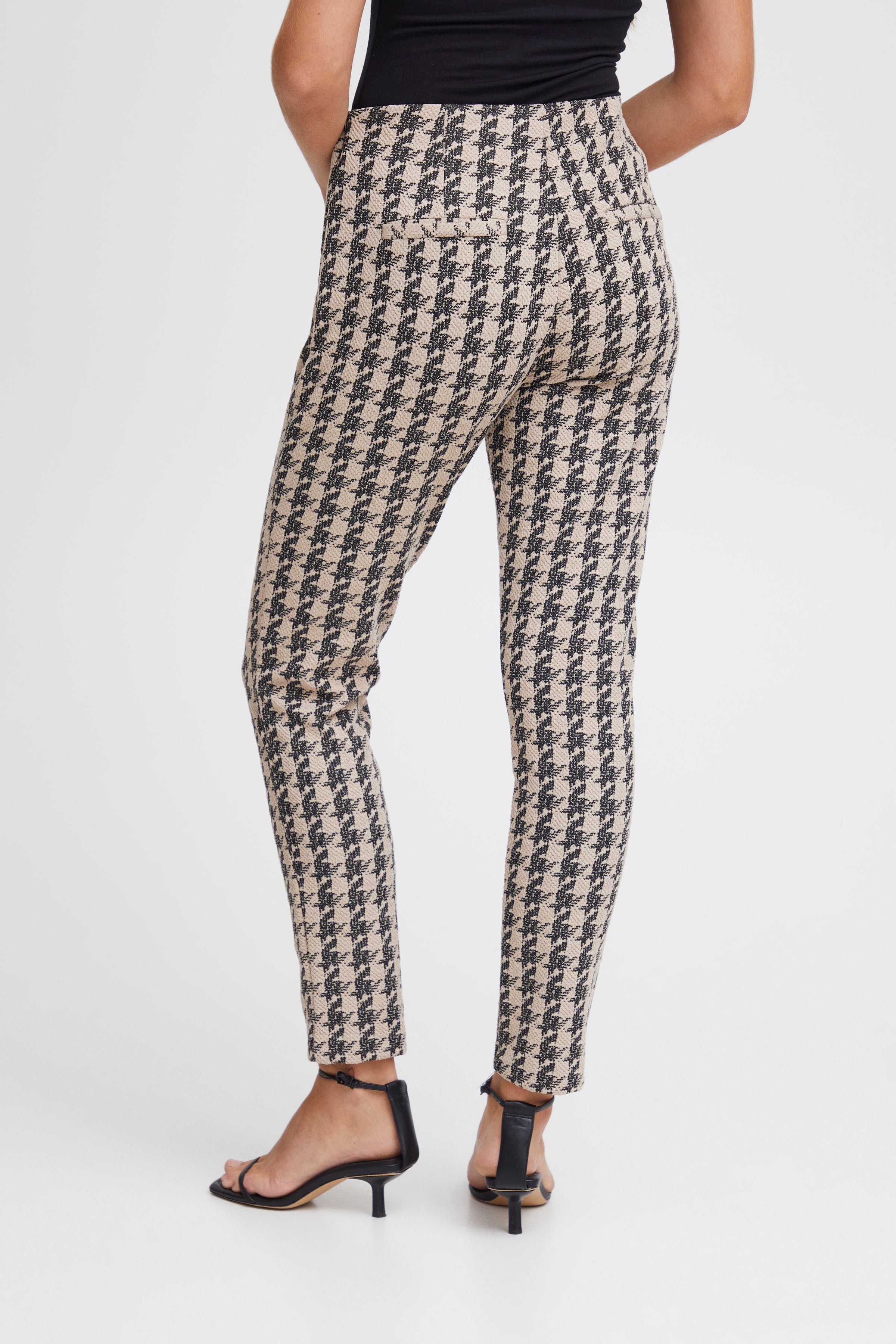 IHKATE Trousers LOOKBOOK BACK 20120297-202751