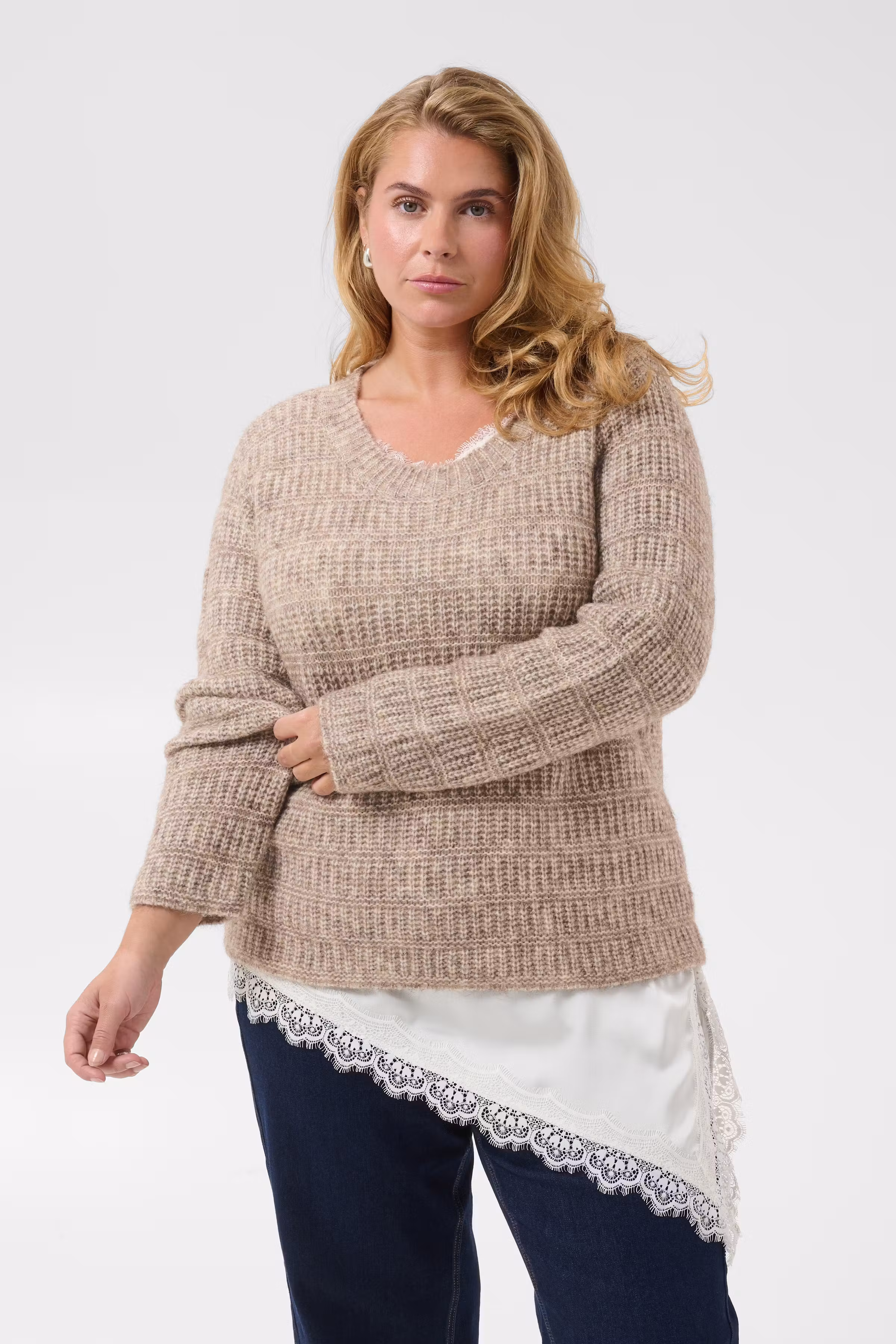KCkikka Pullover LOOKBOOK FRONT 10584517-1713111