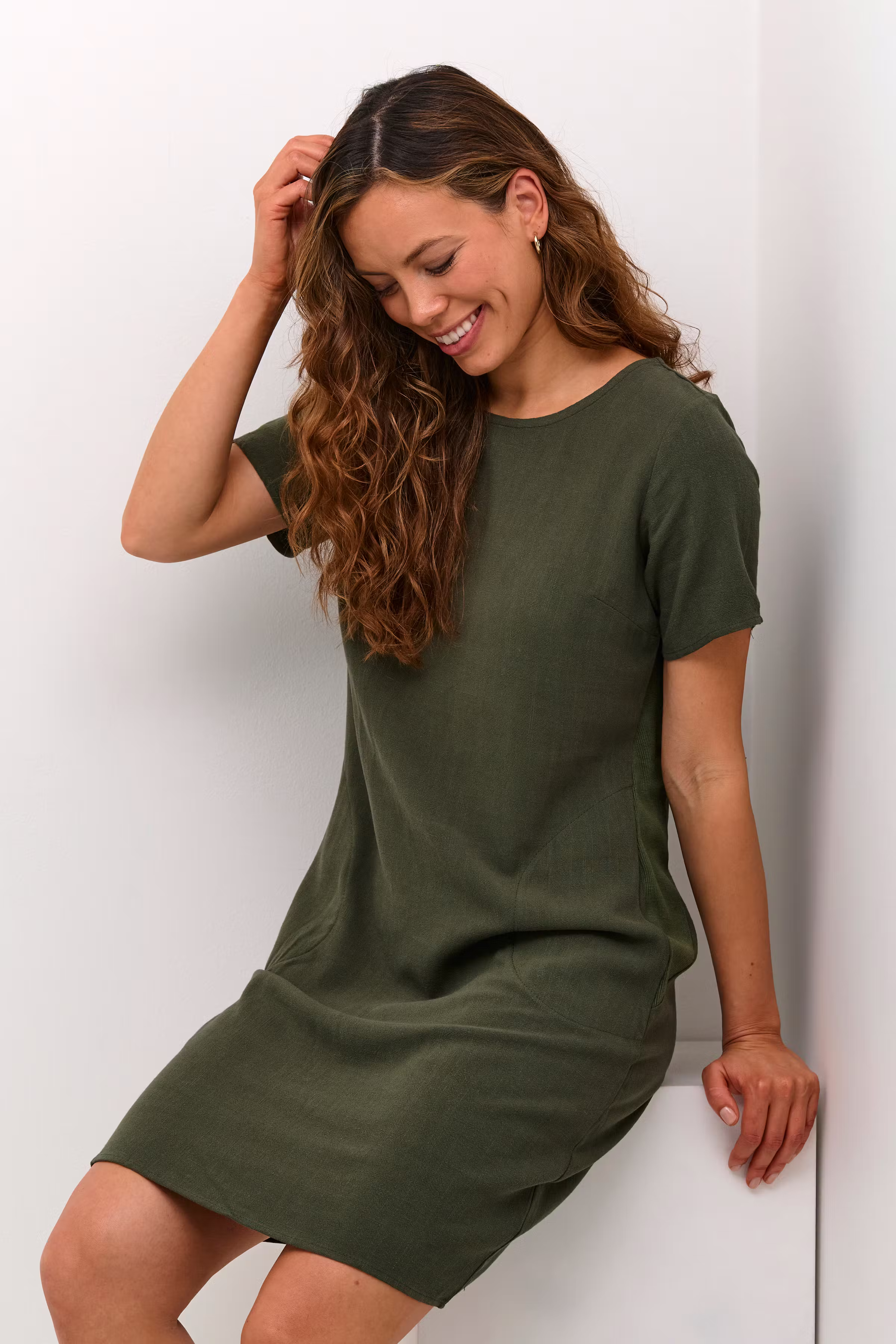 KAliny Lin Kjole LOOKBOOK DETAIL 10505731-190414