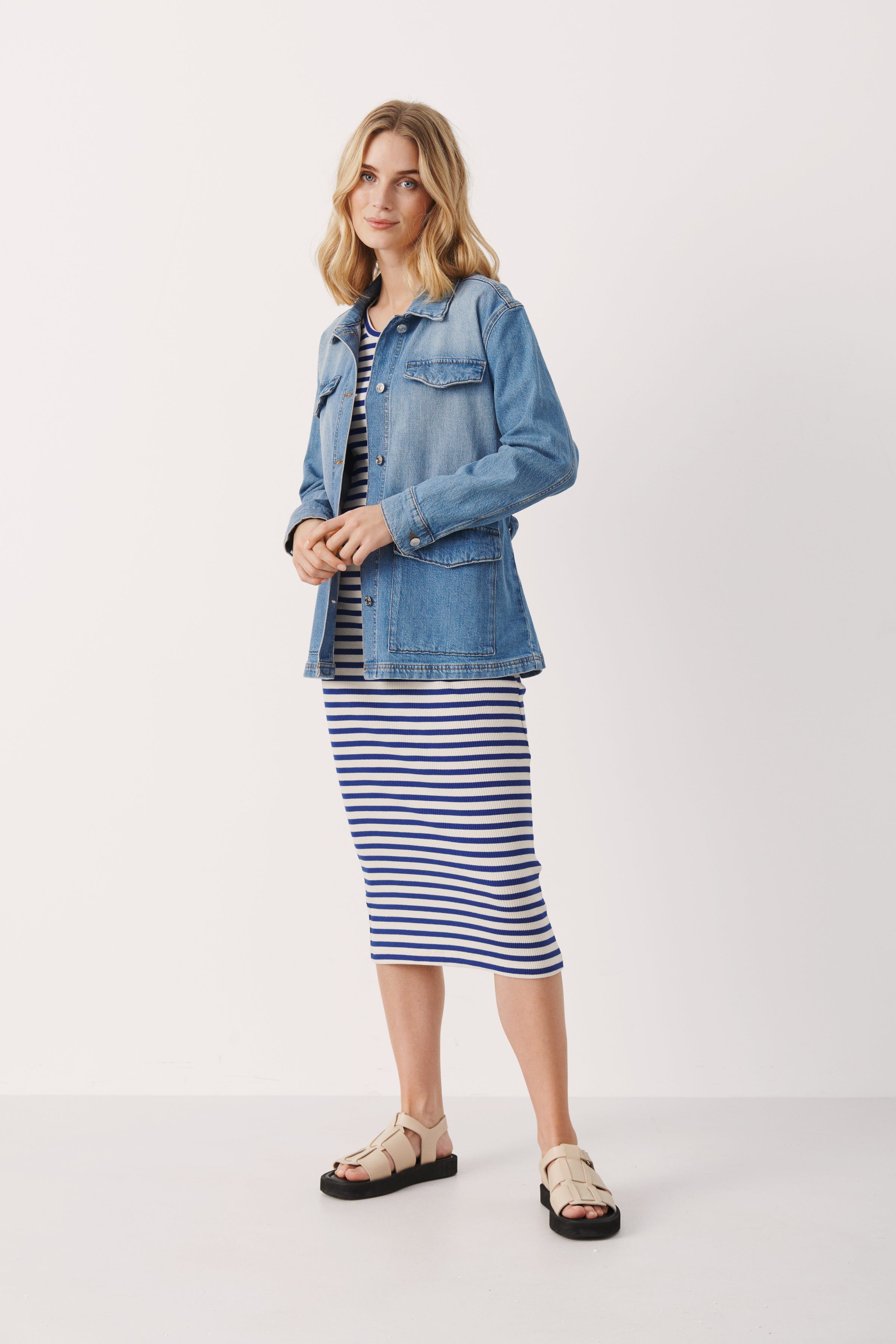 SannePW Causal jas LOOKBOOK FRONT 30307494-300146