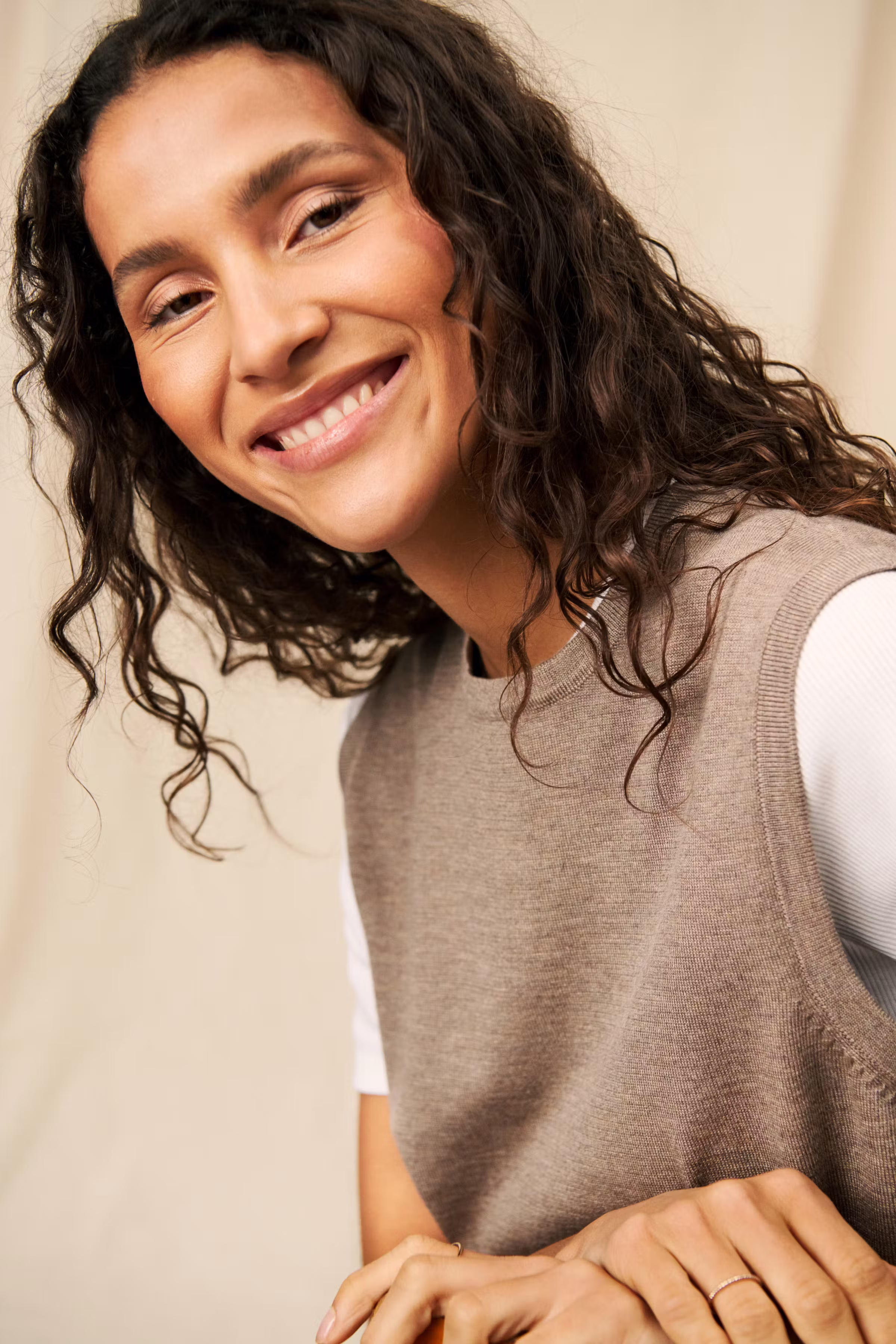 MilaSZ Vest LOCATION NONE 30511506-1614061