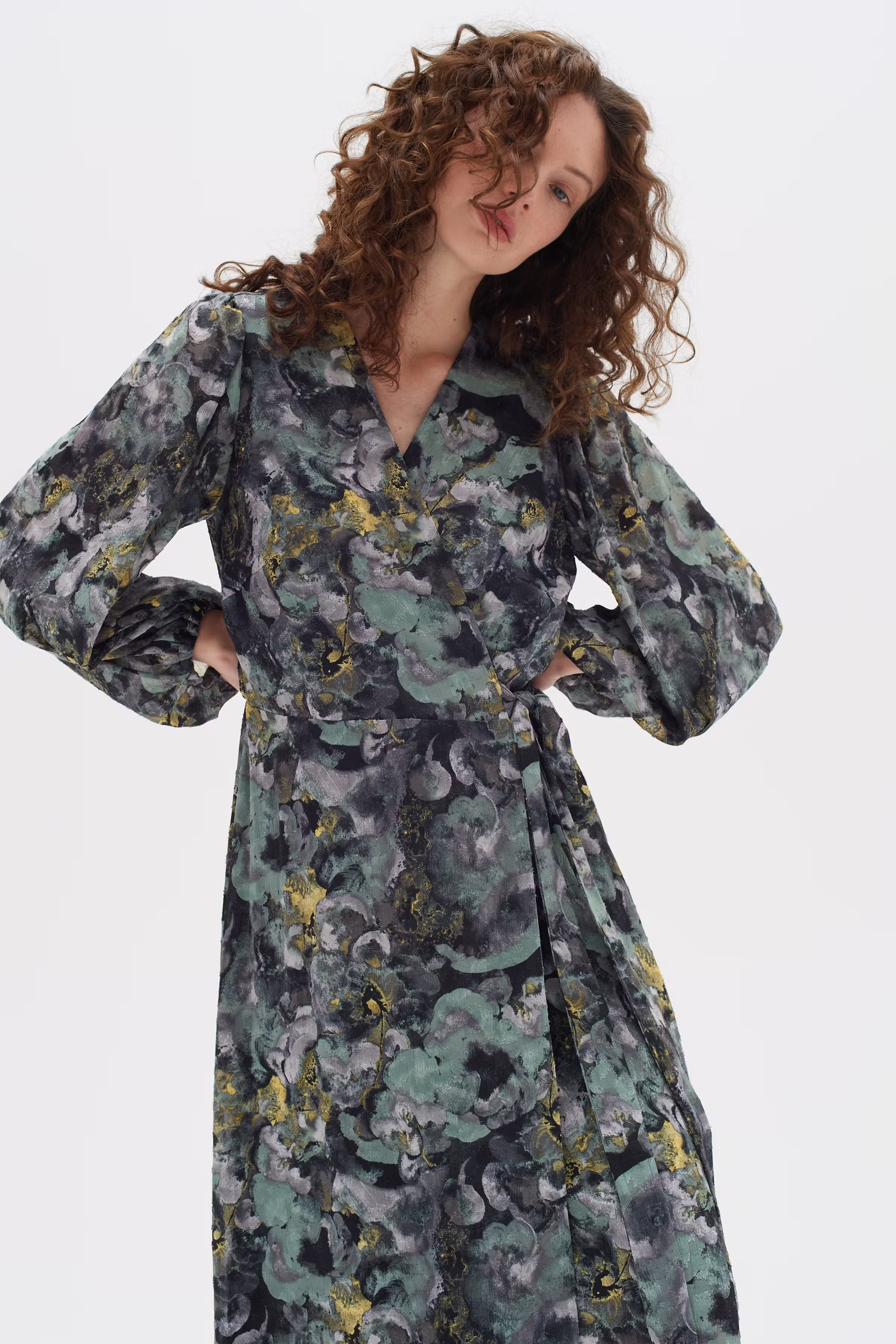 BasiraIW Kleid LOOKBOOK FRONT 30106532-302346