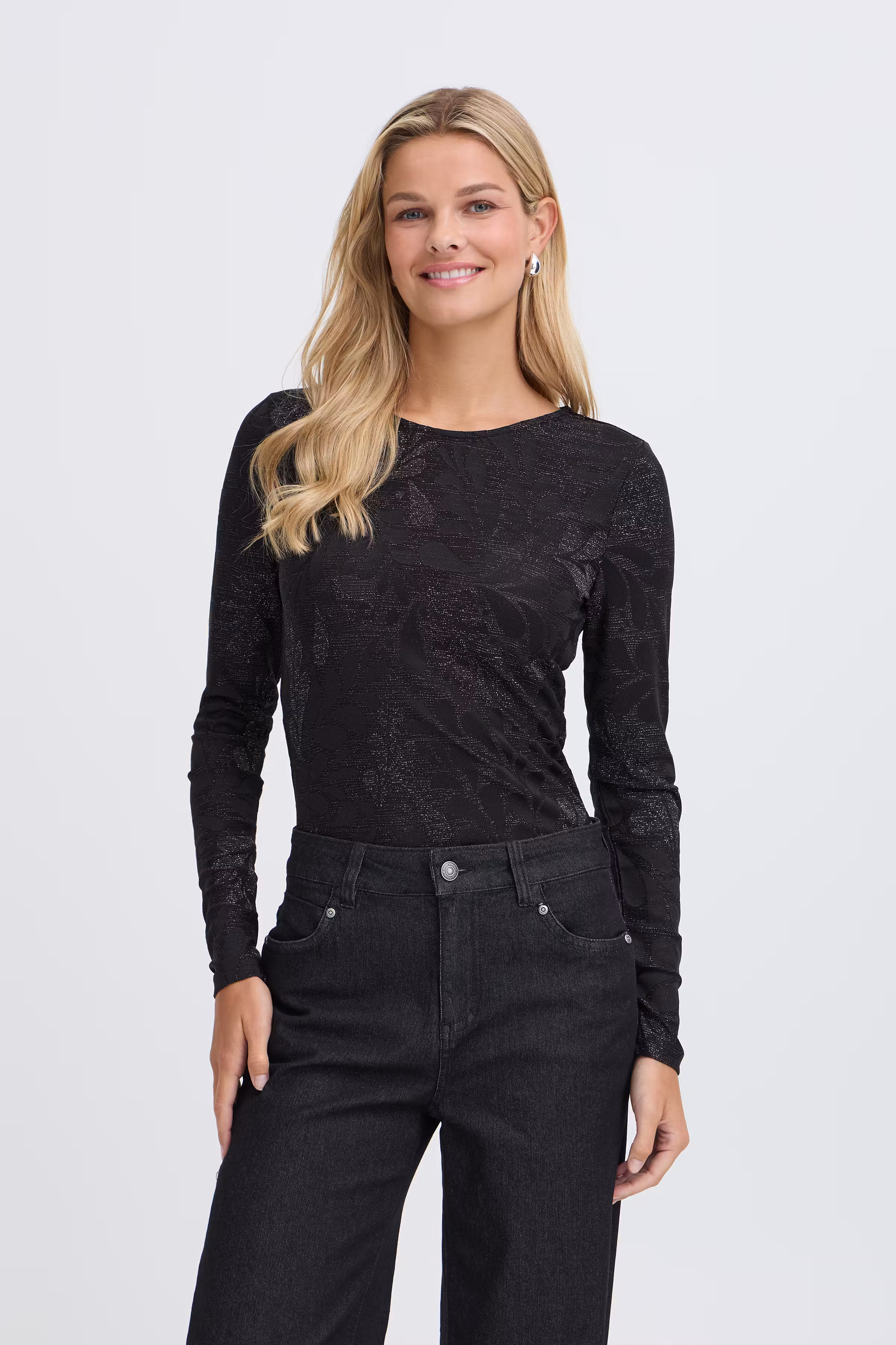 FRMARGOT T-shirt LOOKBOOK FRONT 20618529-194008
