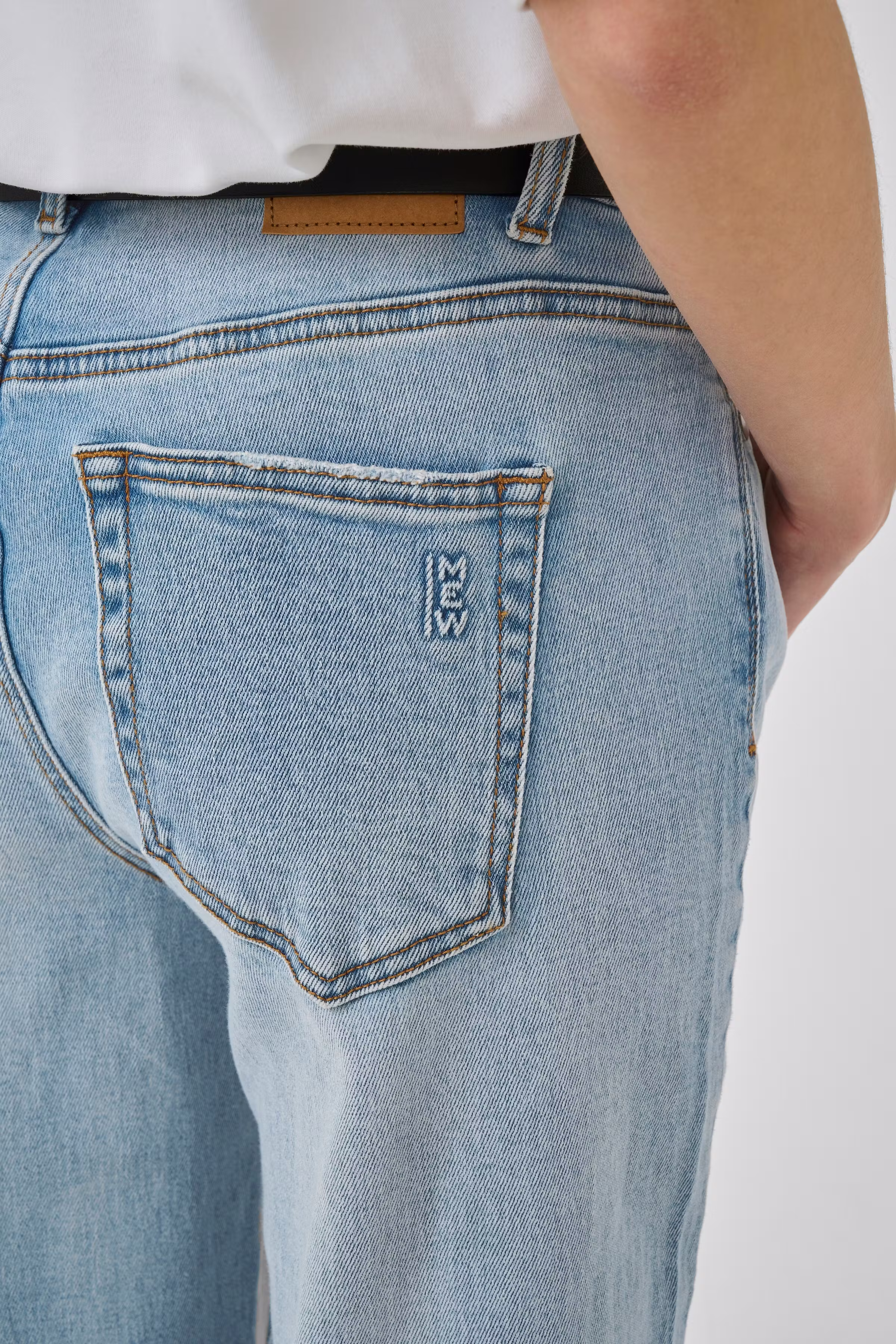 MWDikan Jeans LOOKBOOK DETAIL 10705464-100046