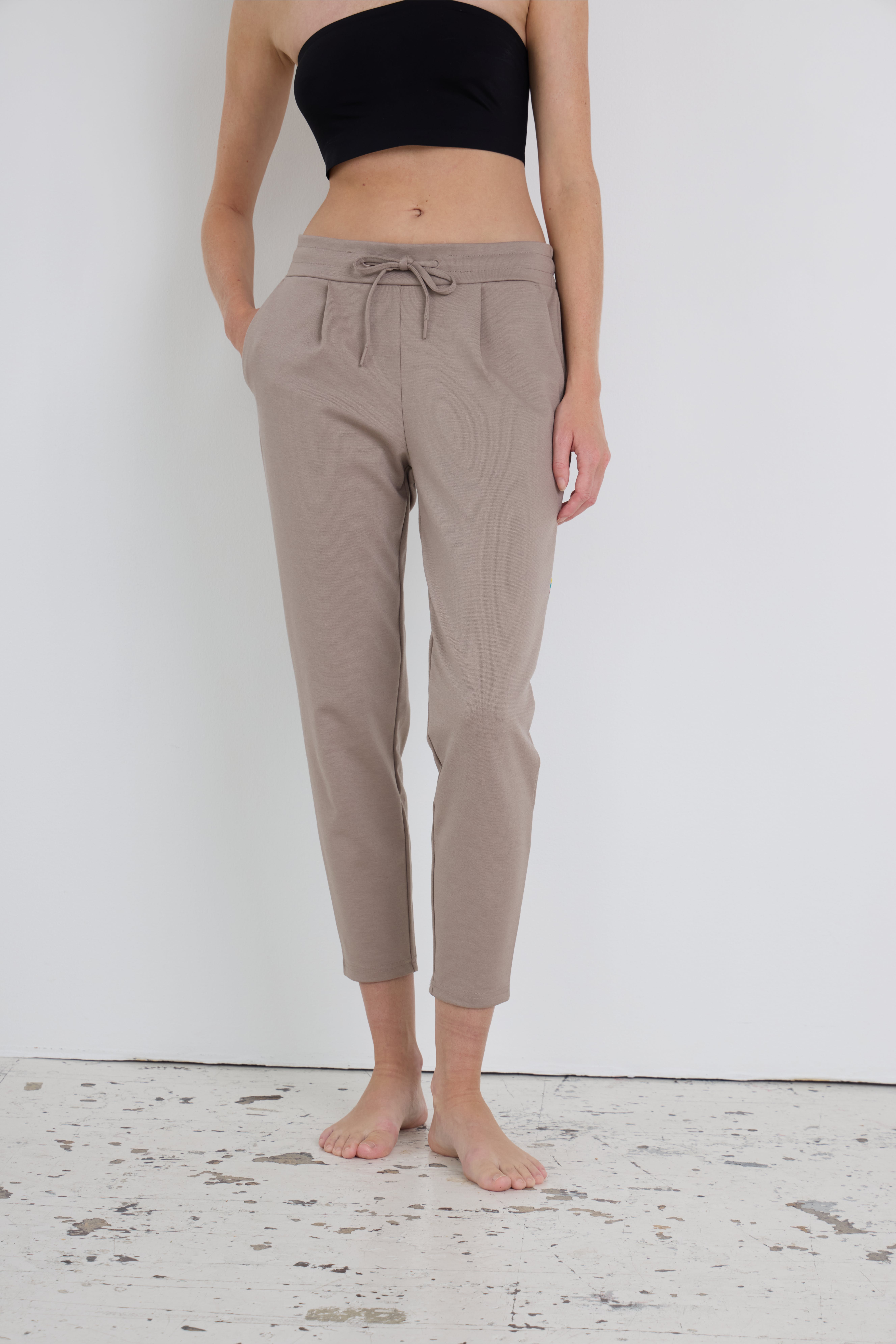 IHKATE Trousers LOCATION NONE 20104757-171212