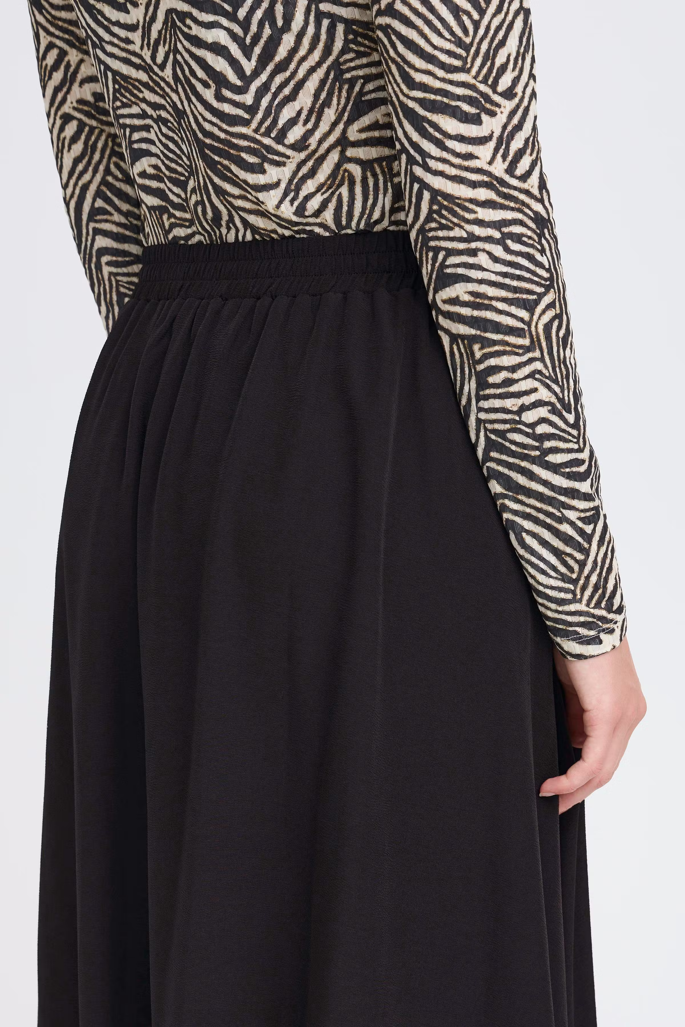 IHLIRINA Rock LOOKBOOK DETAIL 20124671-194008