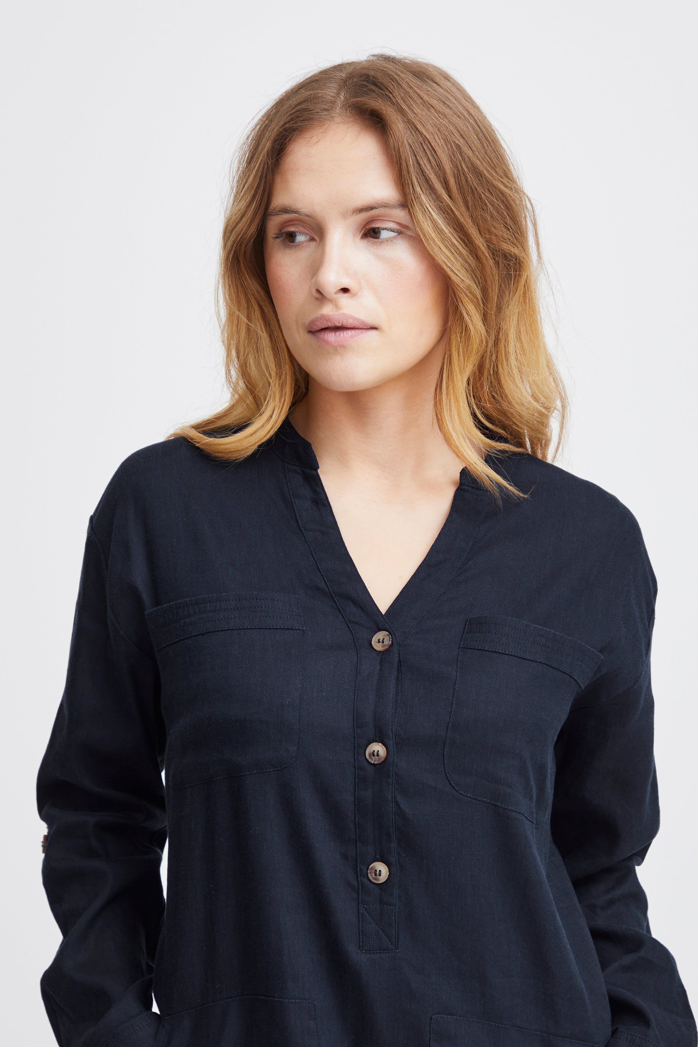 PZLUCA Kjole LOOKBOOK DETAIL 50208023-194020