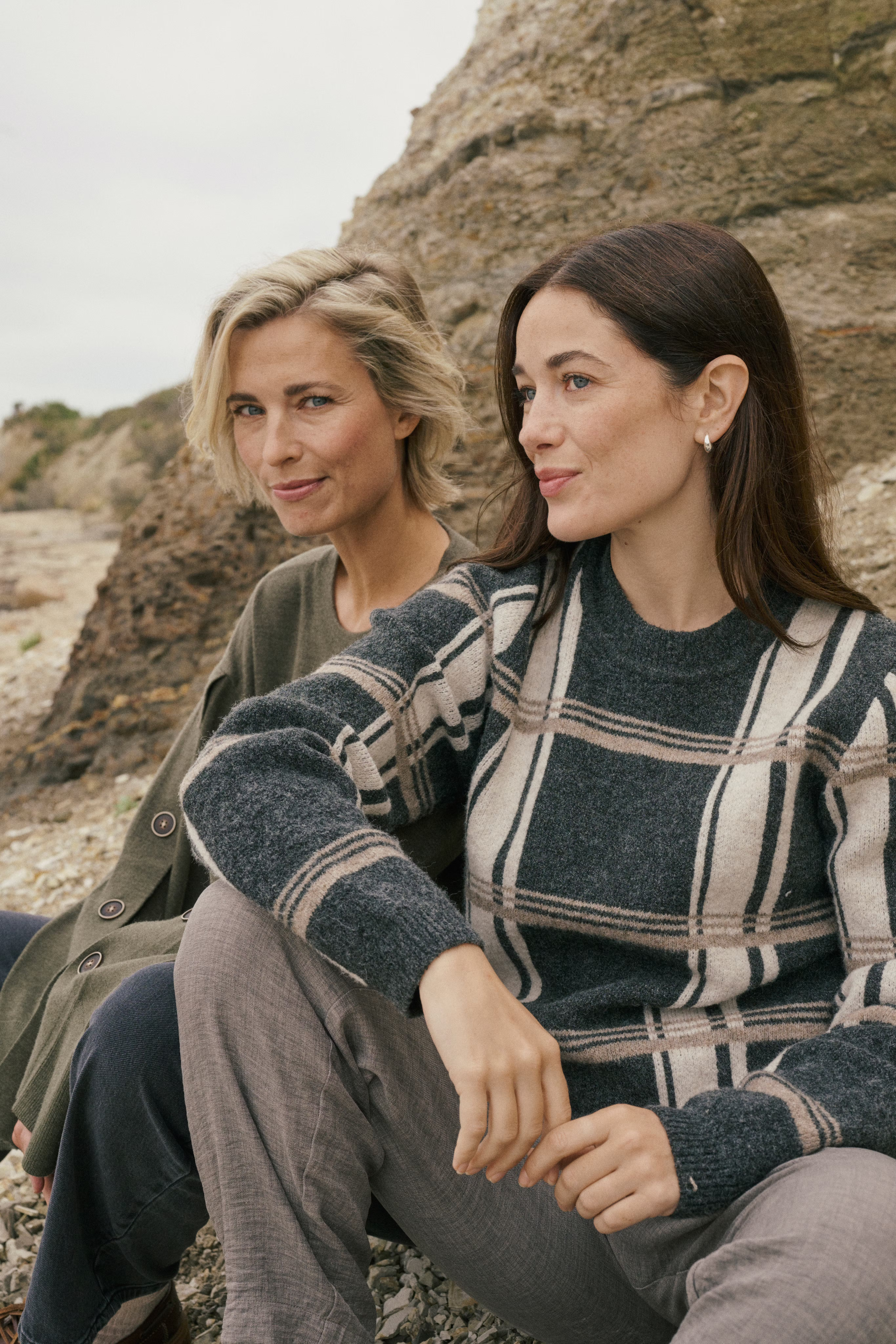 BPamelia Pullover LOCATION NONE 40200062-108696