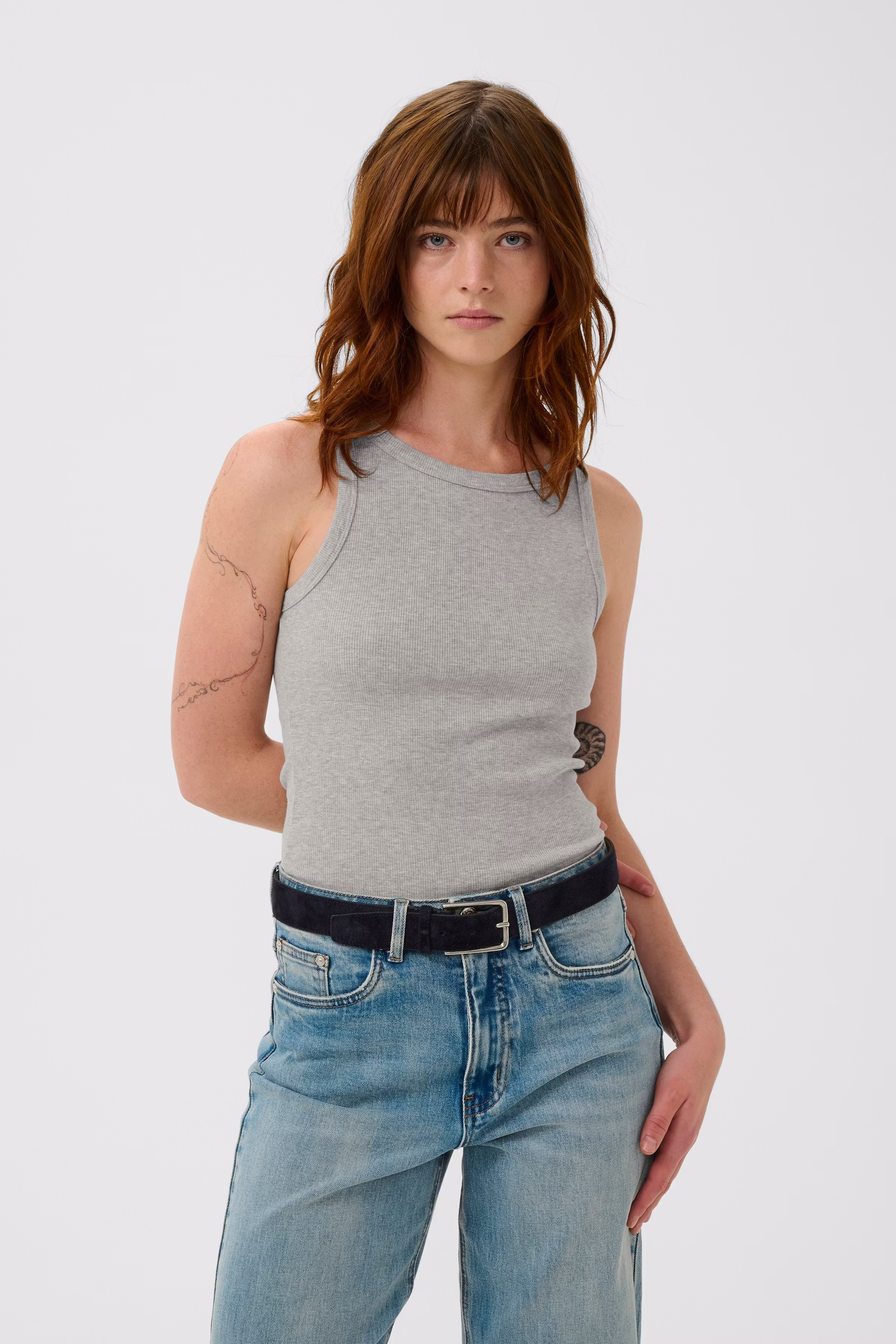 GZdrew Top LOOKBOOK FRONT 10910949-107578