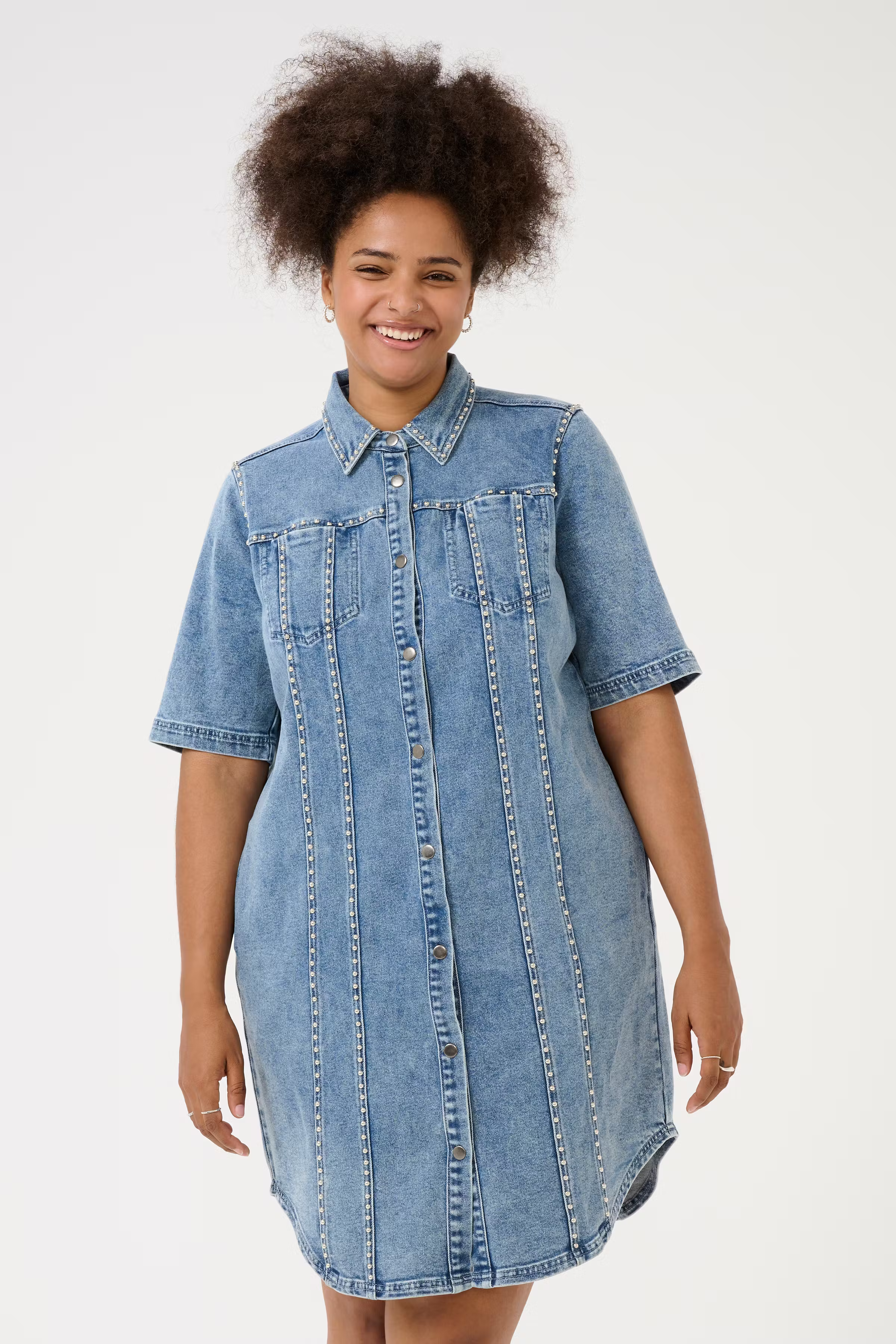 KCdarina Denimkleid LOOKBOOK FRONT 10583051-107702