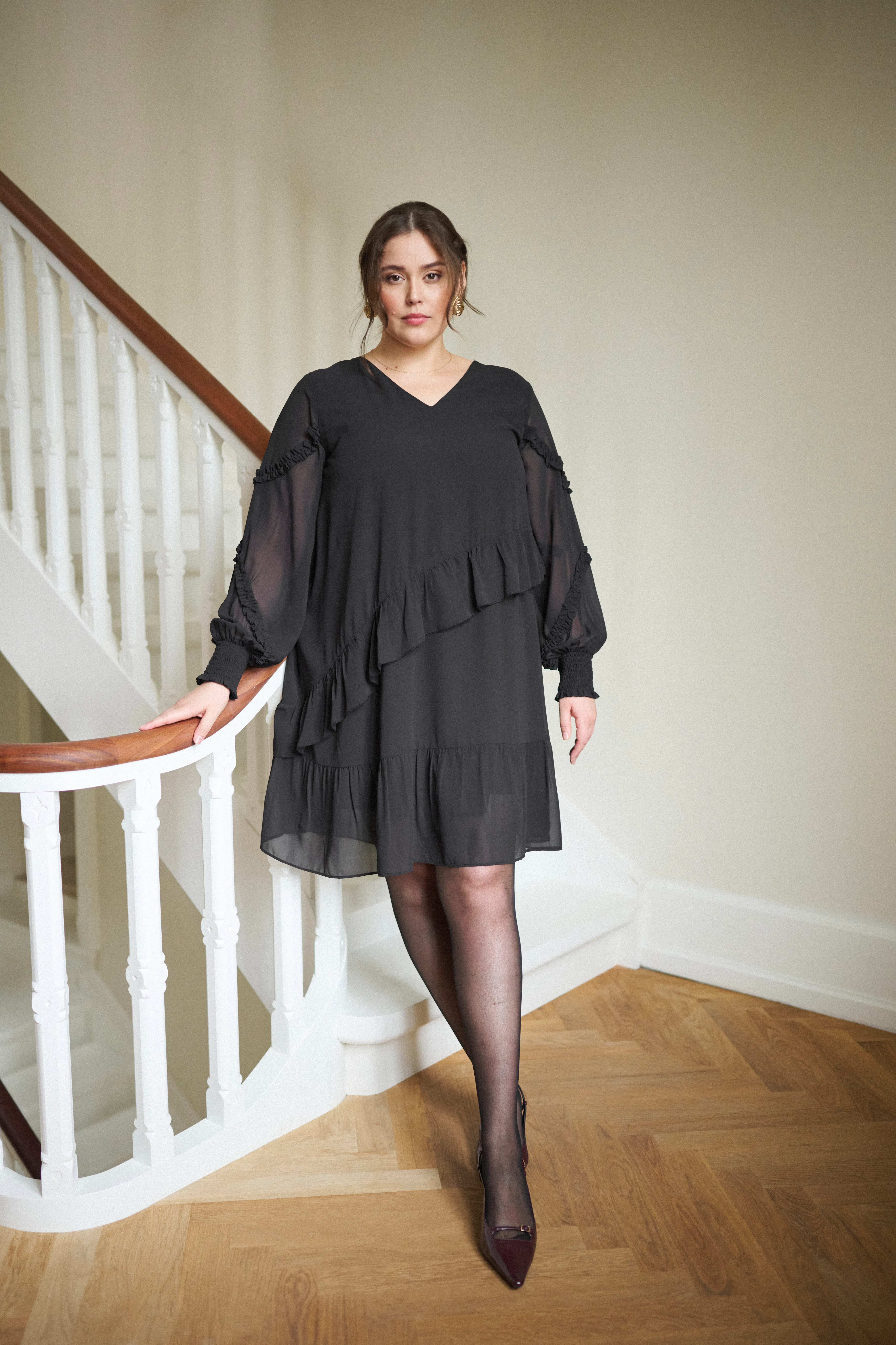 KCnaelle Kleid LOCATION NONE 10584508-100121