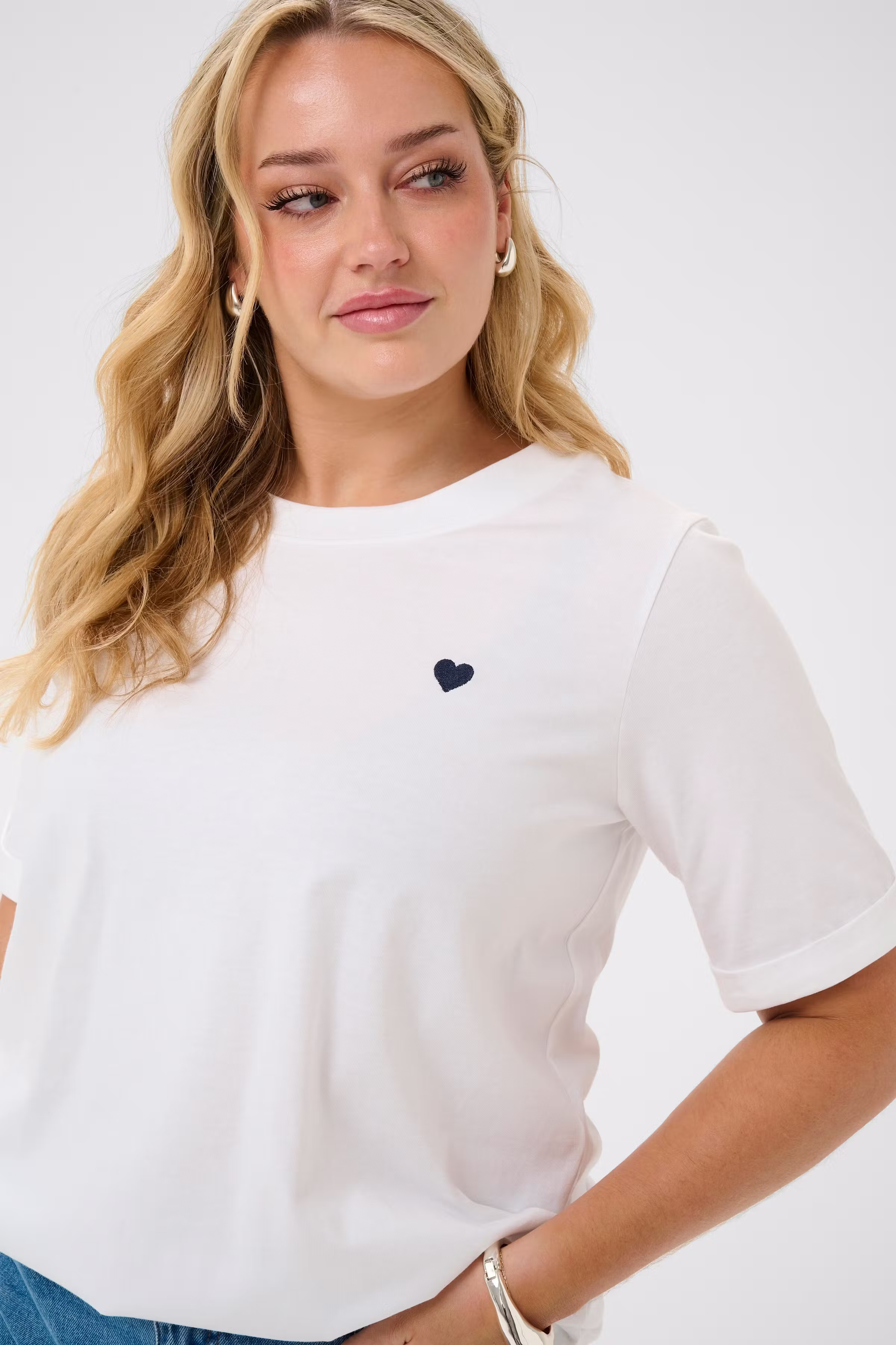 KCart T-shirt LOOKBOOK DETAIL 10583546-109421