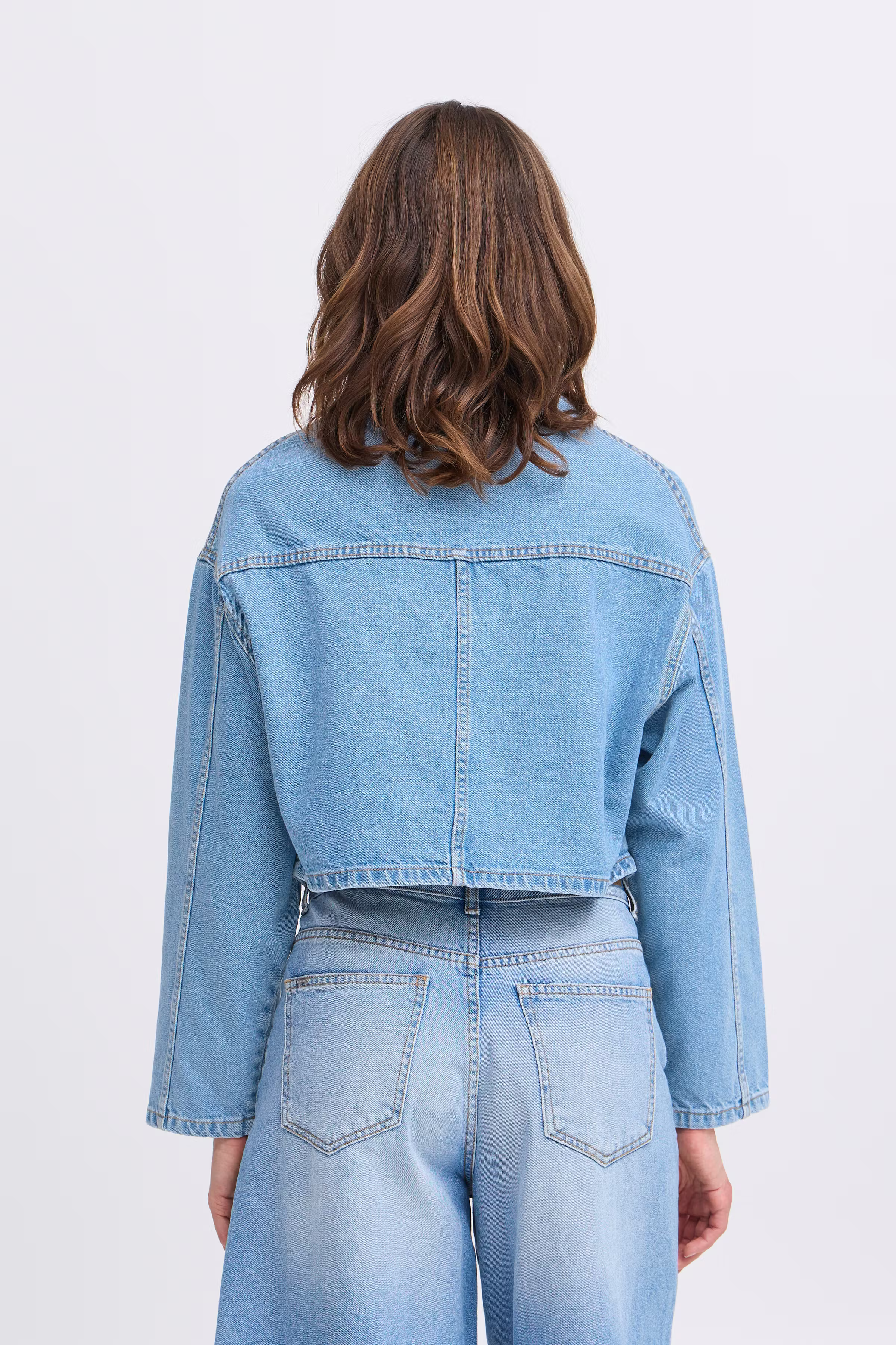 BYLUNANA Casual jacket LOOKBOOK BACK 20816486-200460