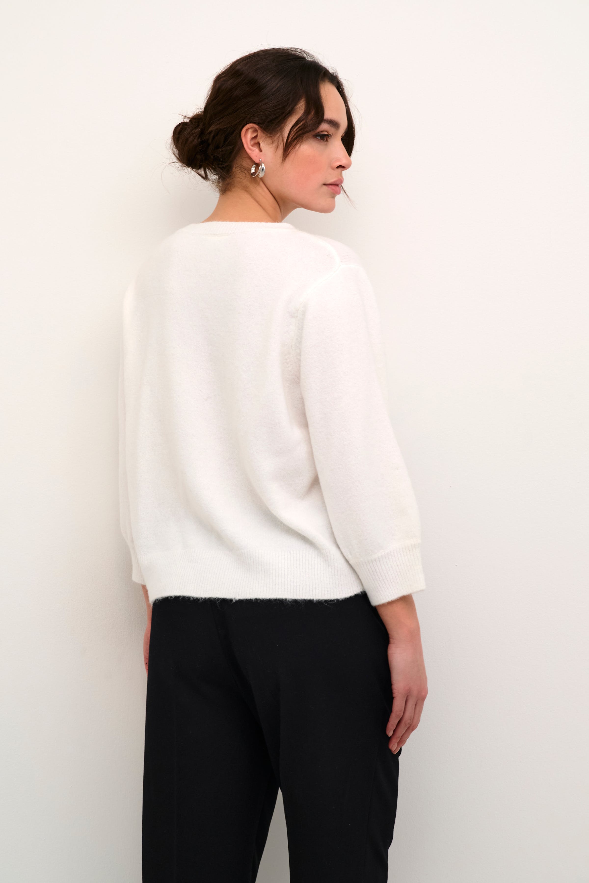 KAmeridith Pullover LOOKBOOK BACK 10509262-106482