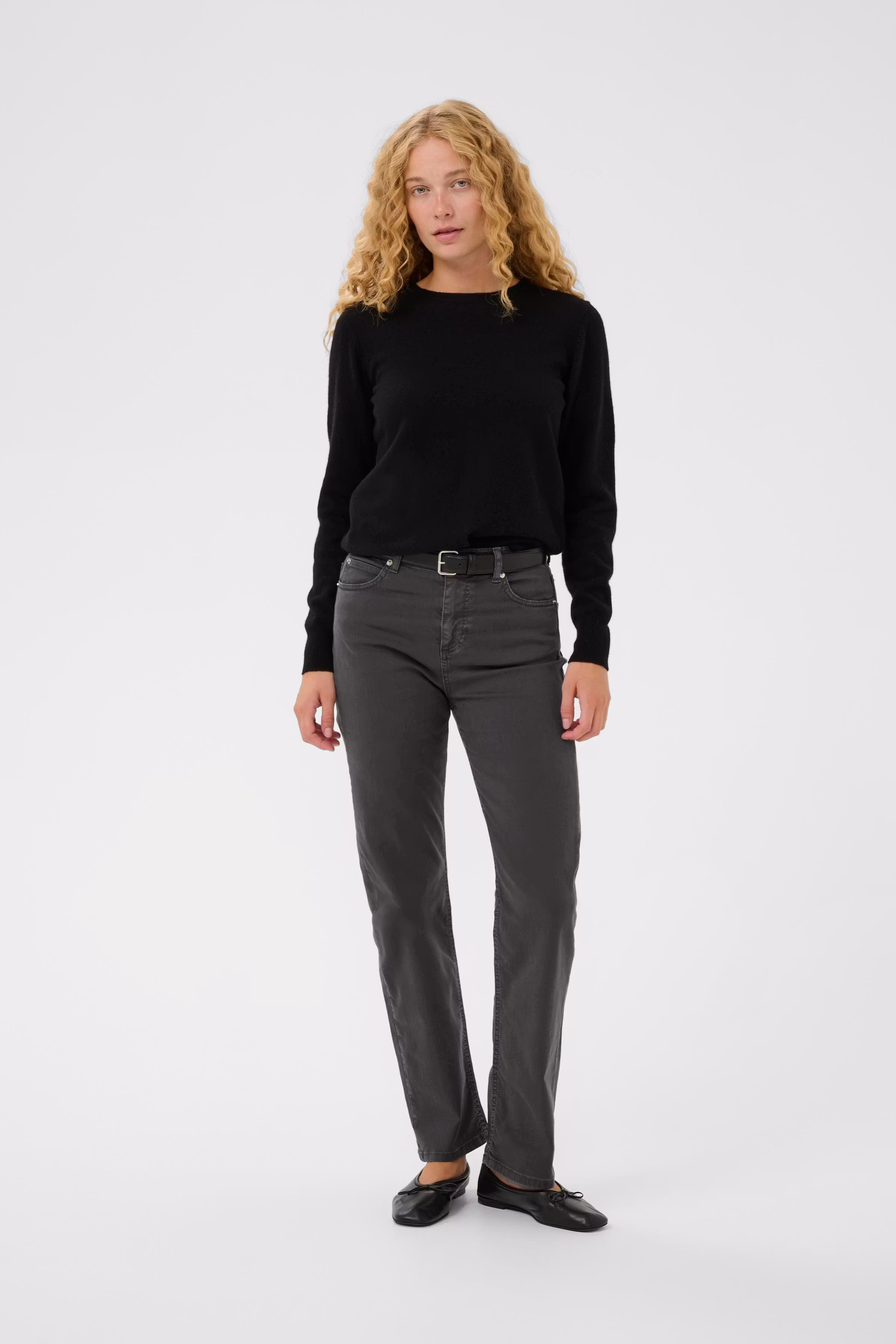 CARLINAIW Jeans LOOKBOOK FRONT 30112311-190205