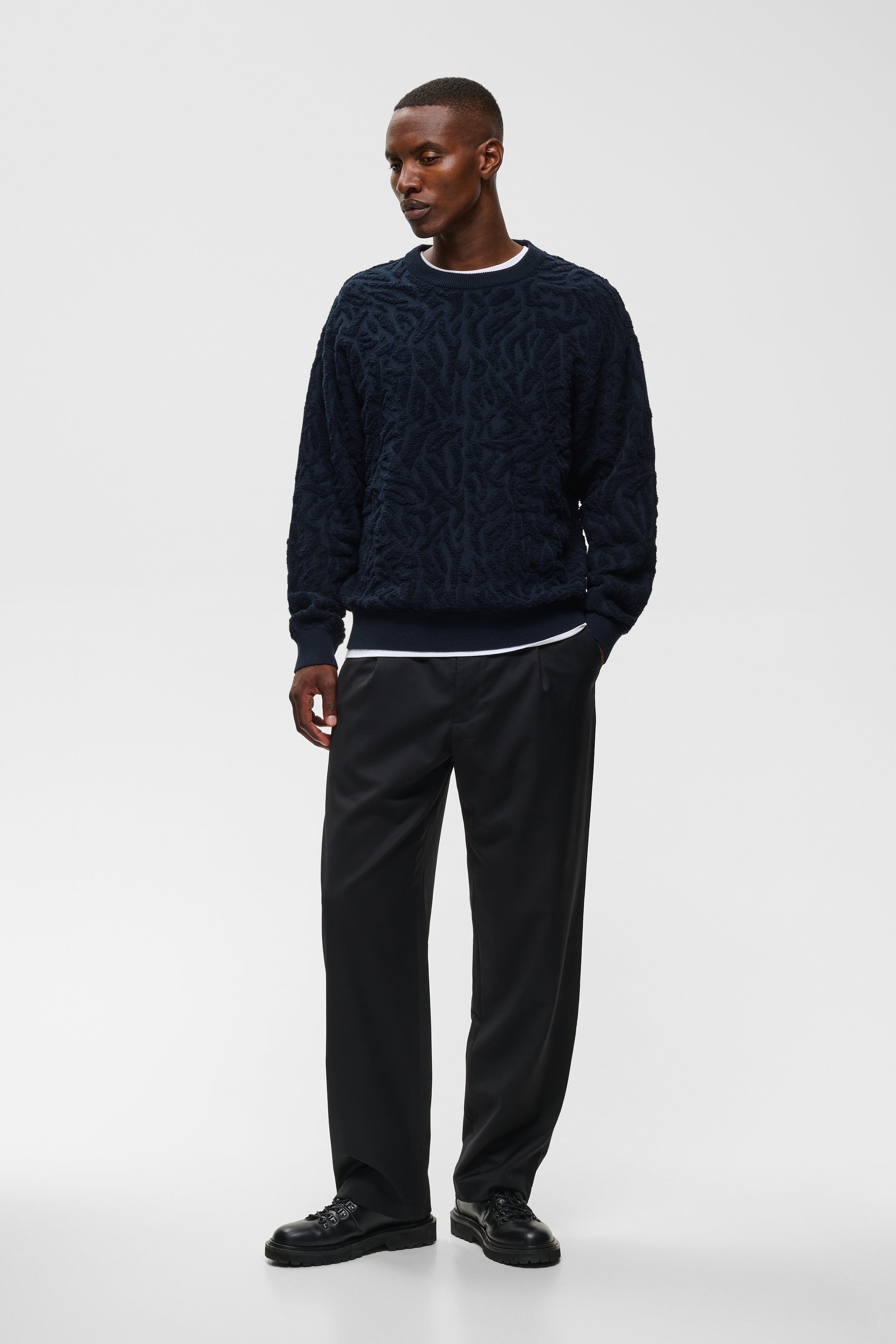 MAsweatio Pullover LOOKBOOK FRONT 30209188-194011