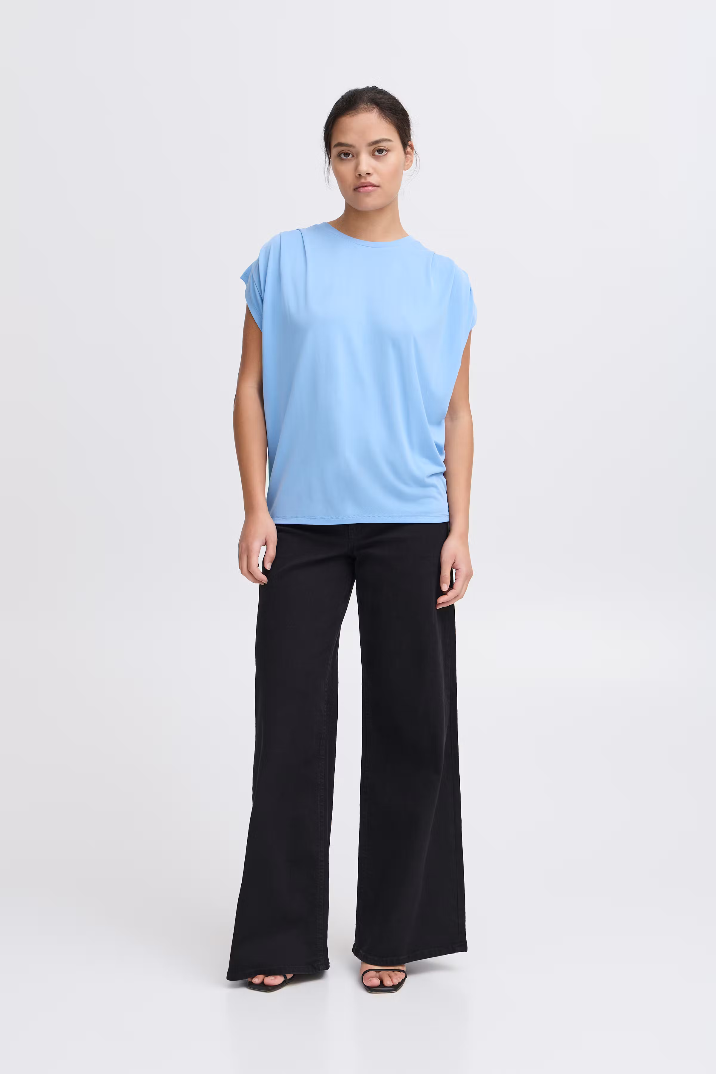 IHLISKEN Top LOOKBOOK FRONT 20114138-164020