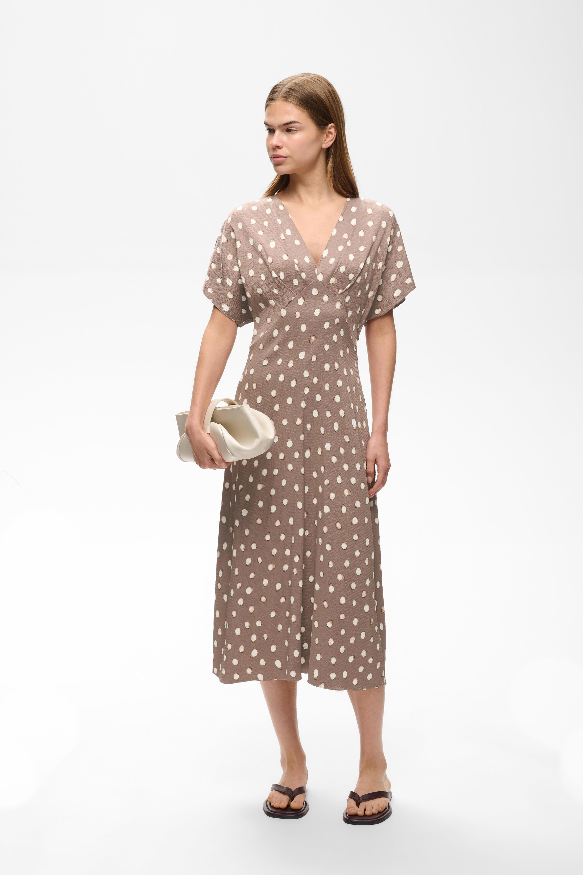 HENRIIW Dress LOOKBOOK FRONT 30112740-900009020