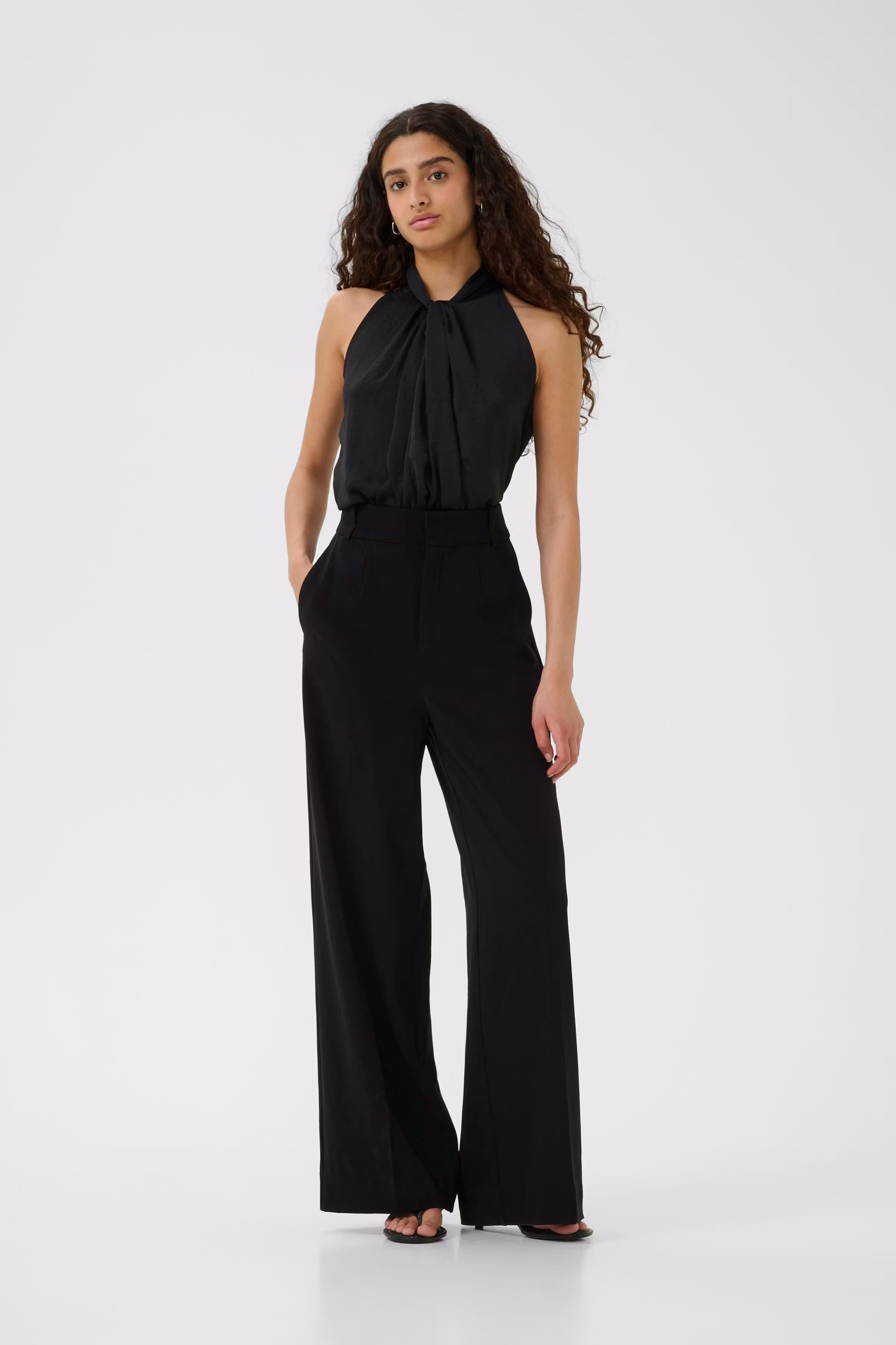 AdianIW Broek LOOKBOOK FRONT 30107826-194008