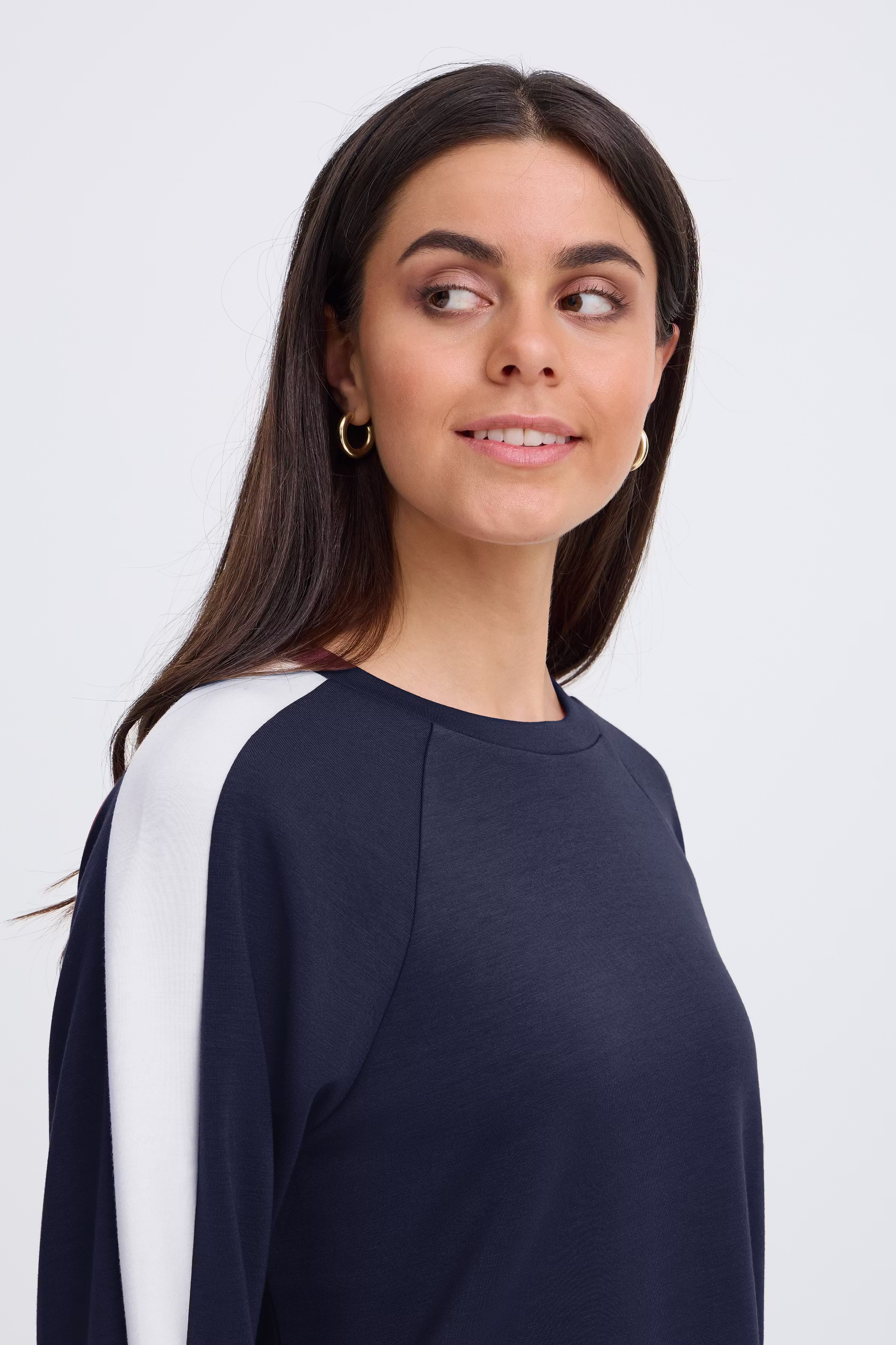 FRAURORA Sweatshirt LOOKBOOK DETAIL 20618035-900010108