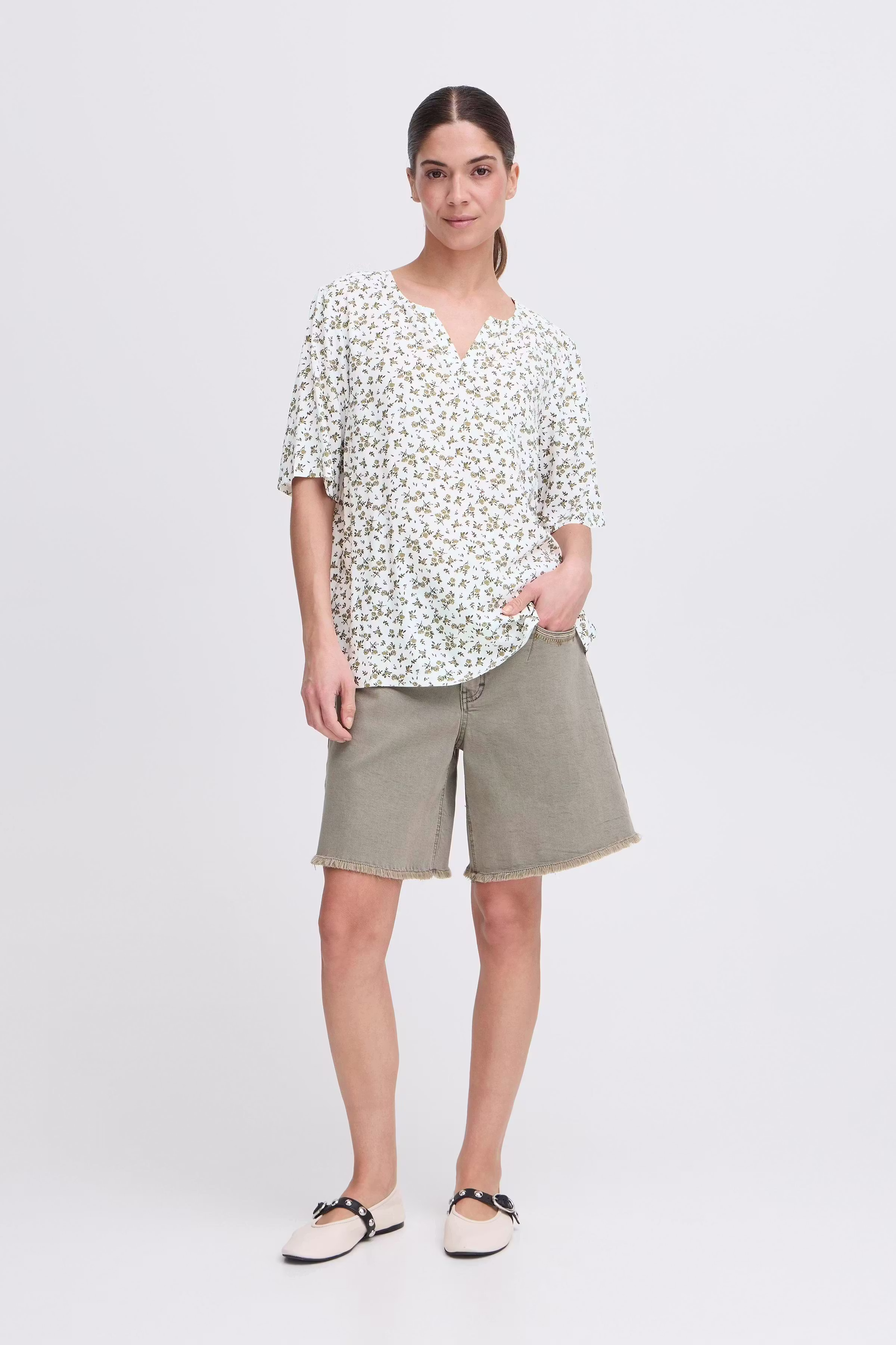 PZNELLY Bluse LOOKBOOK FRONT 50208981-205311