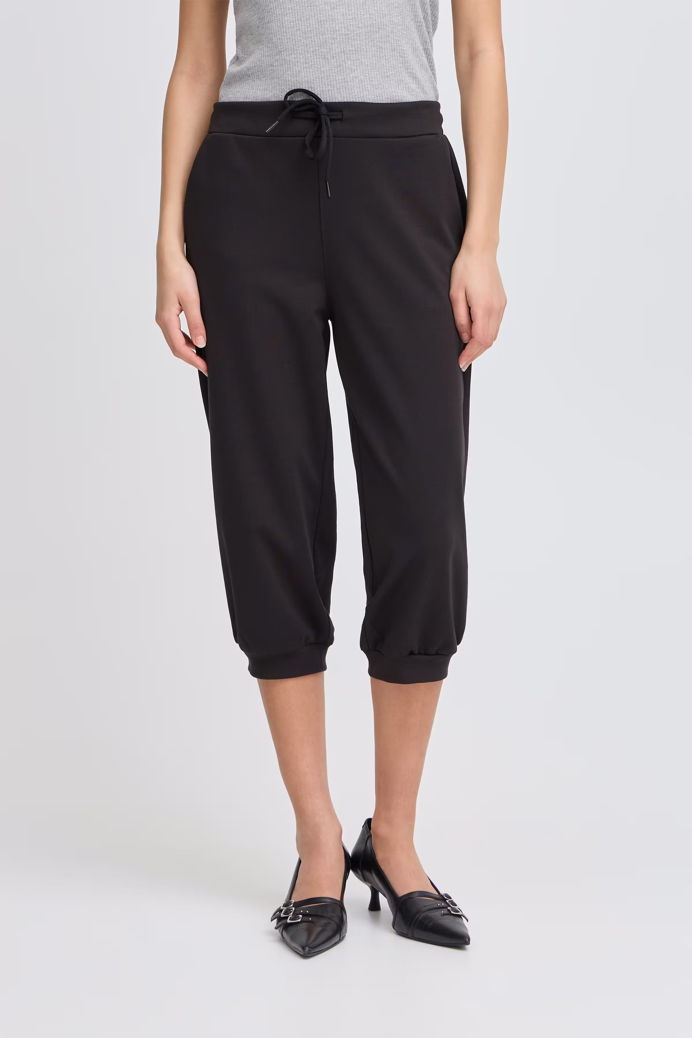 IHKATE Capri bukser LOOKBOOK FRONT 20123601-194008