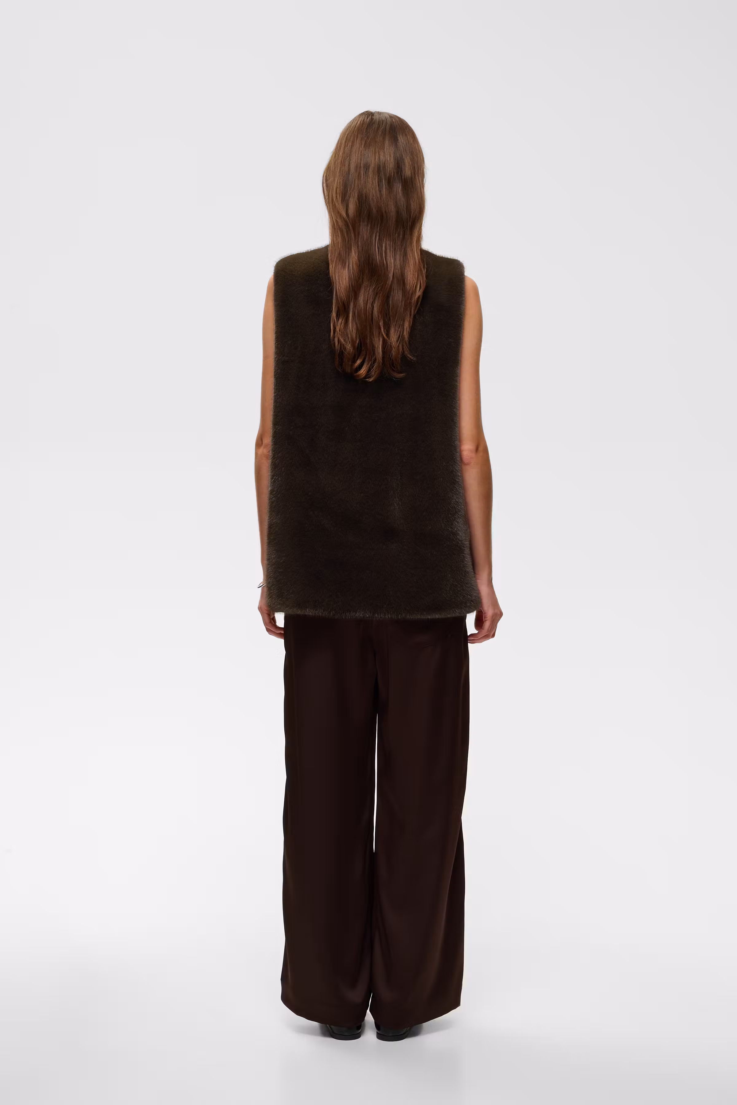 YASMINAHIW Weste LOOKBOOK BACK 30112979-191109