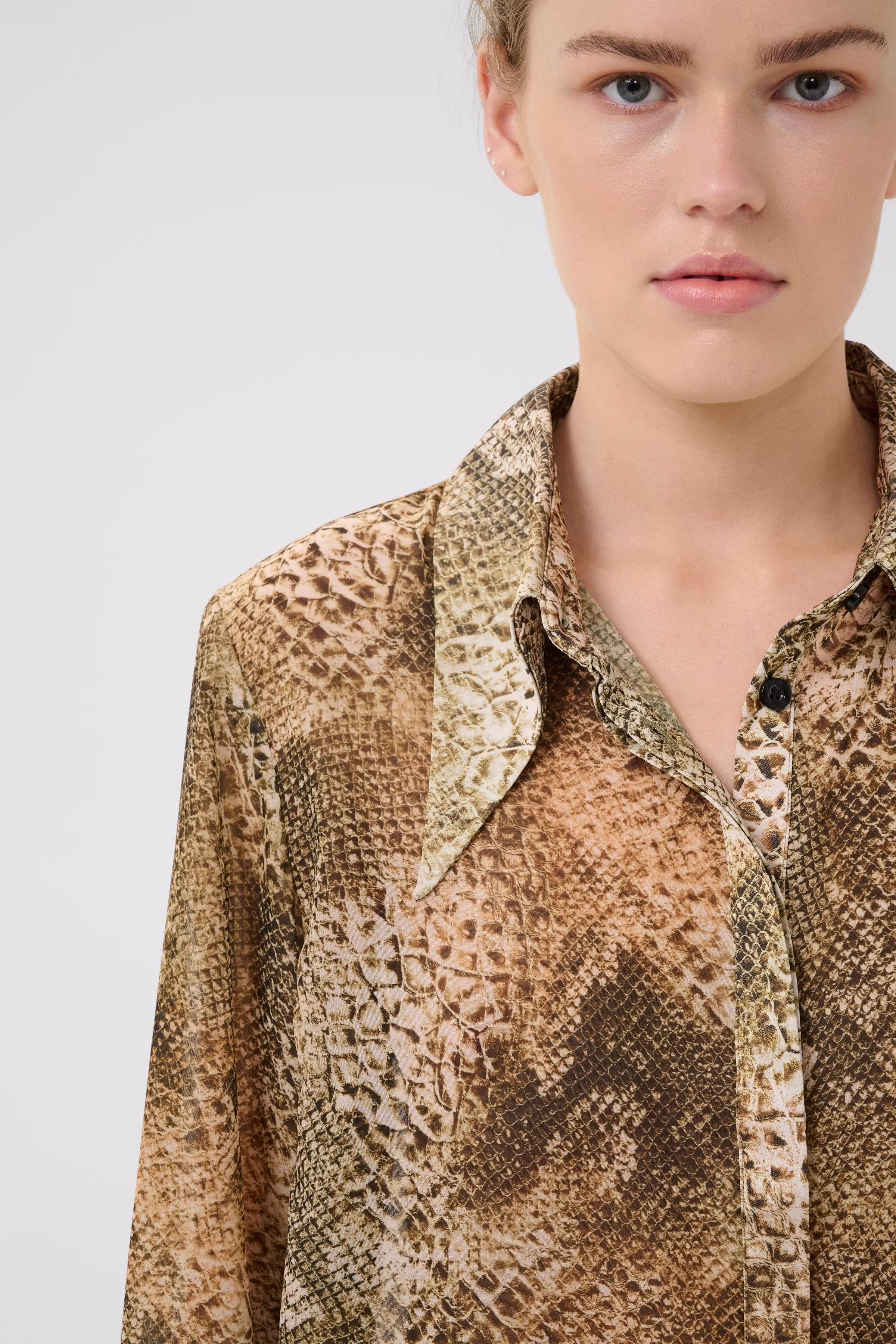 GZsanka Hemd LOOKBOOK DETAIL 10910219-107549