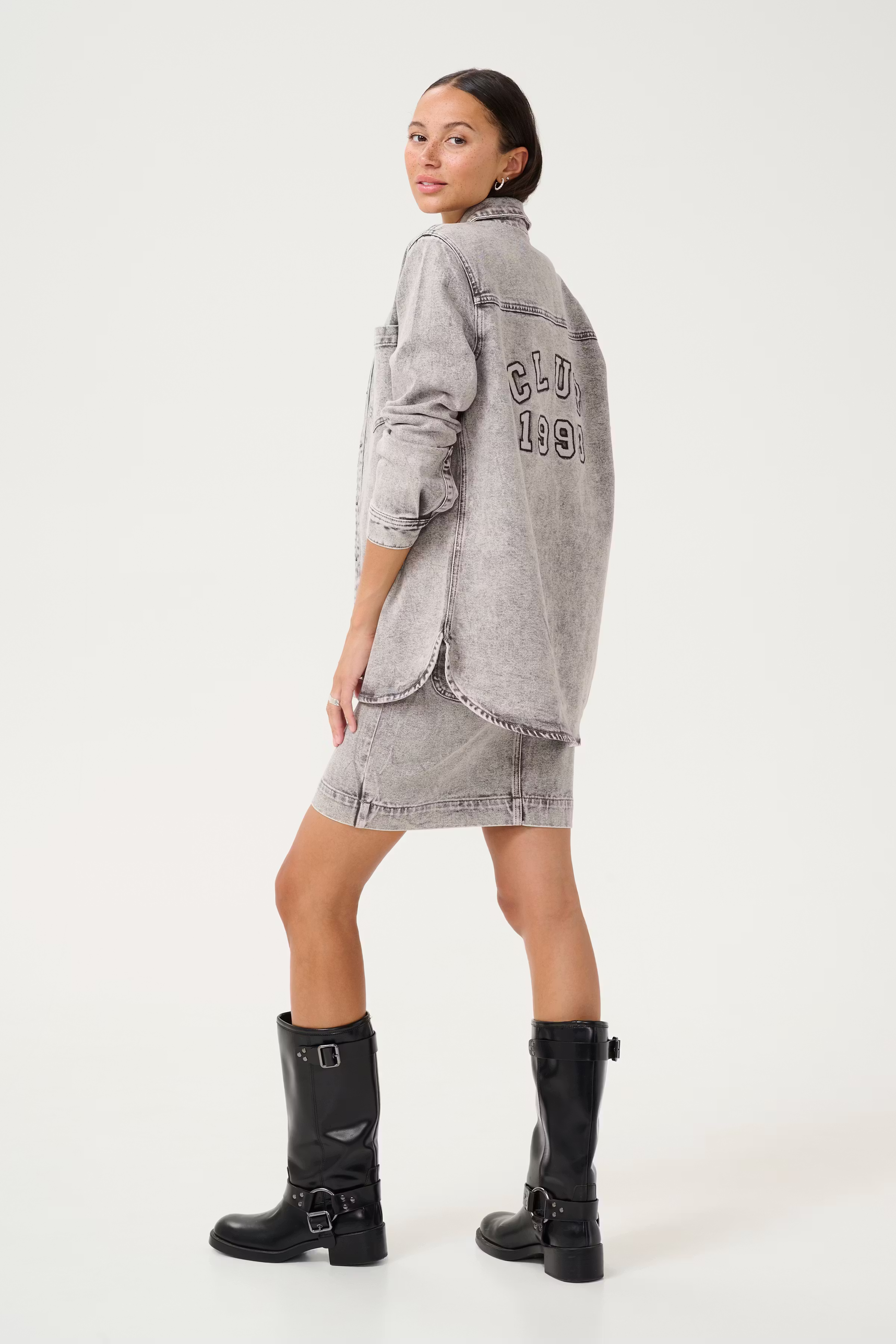 KAamelia Denimskjorte LOOKBOOK BACK 10509655-107107