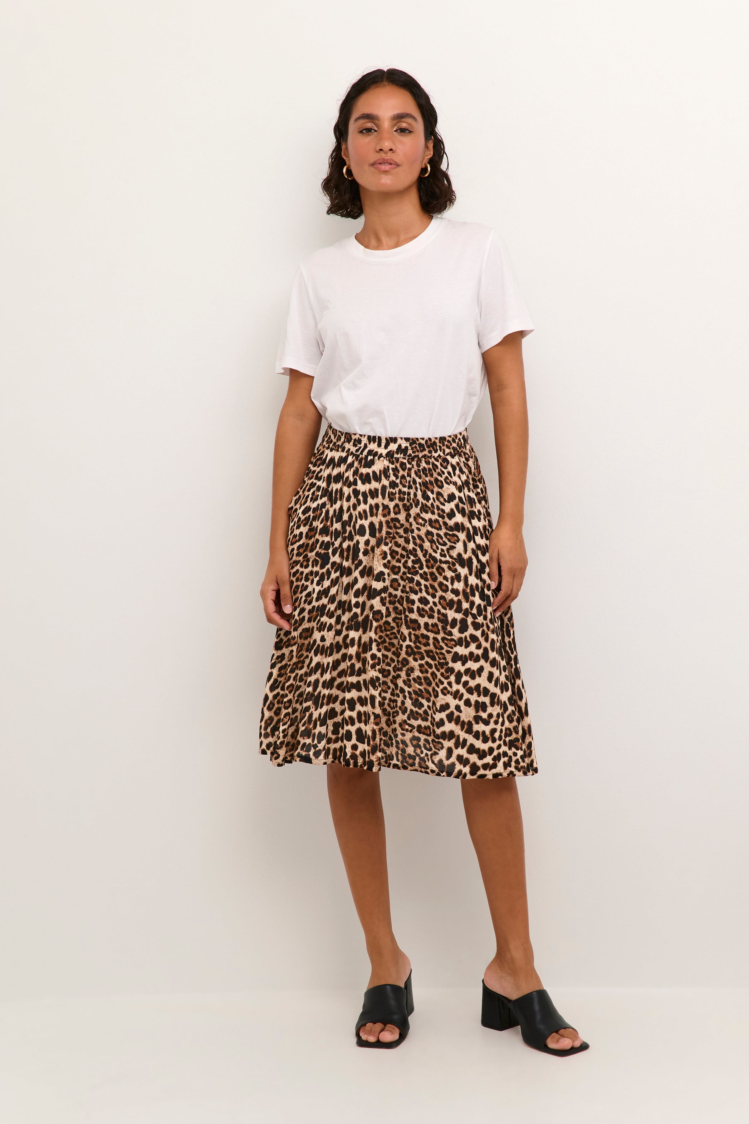 KAamber Leopard Rock LOOKBOOK FRONT 10508626-105798
