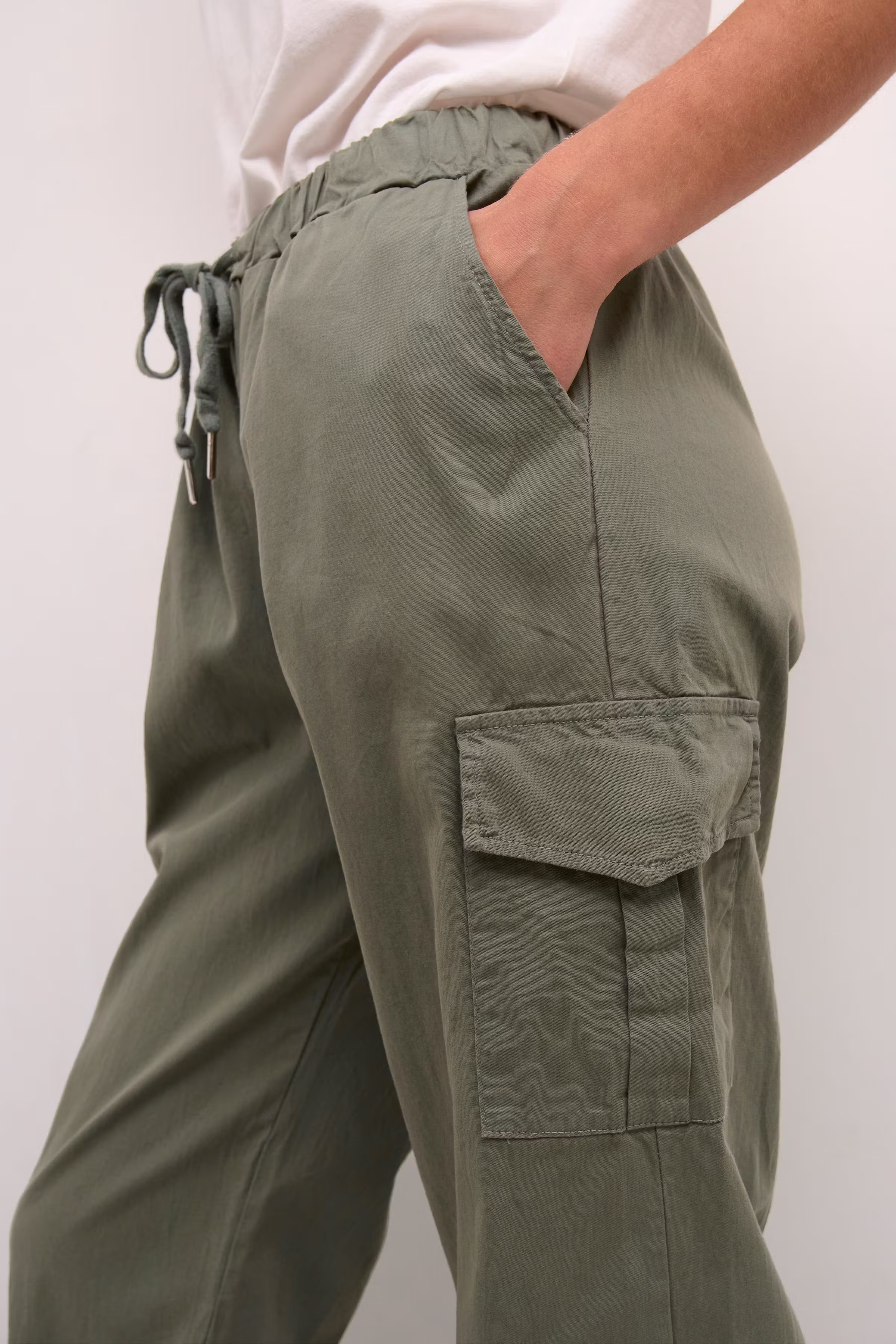 CRYvette Byxor LOOKBOOK DETAIL 10613450-103769